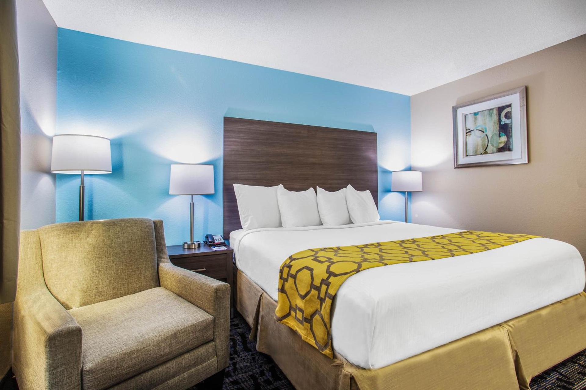 Baymont by Wyndham Joliet photo 36