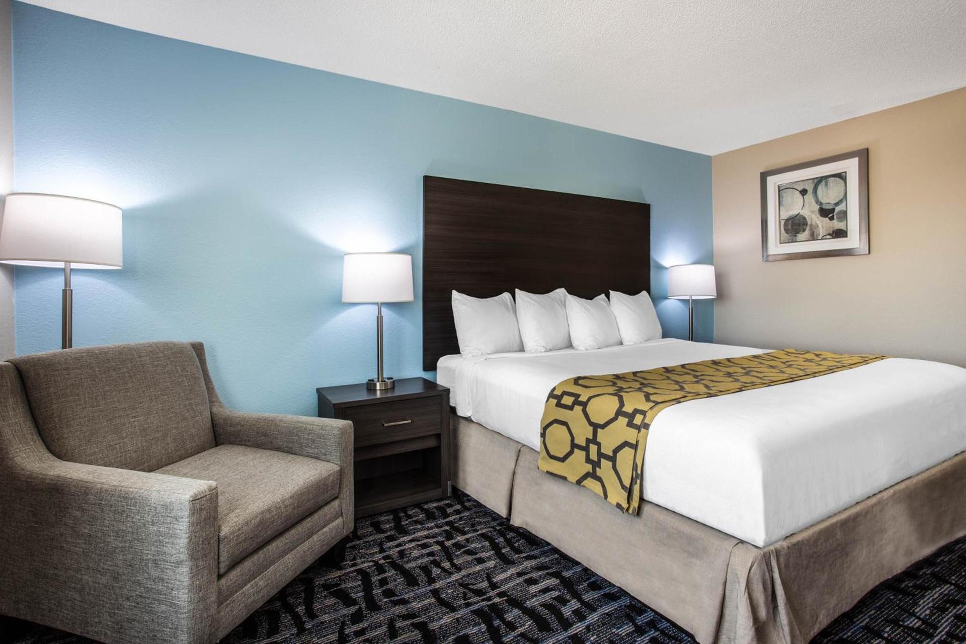Baymont by Wyndham Joliet photo 33