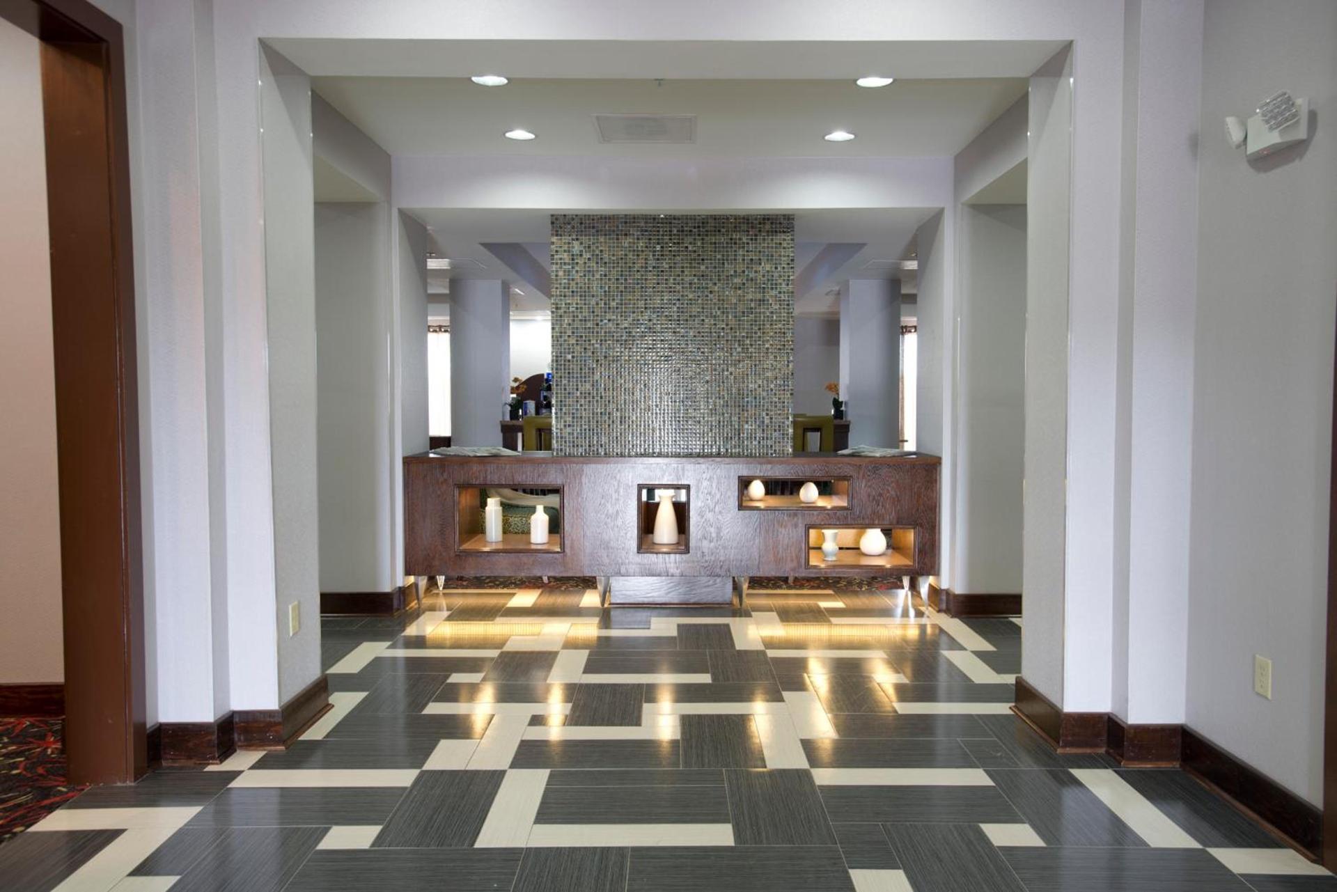 Holiday Inn Express & Suites Morrilton by IHG photo 5