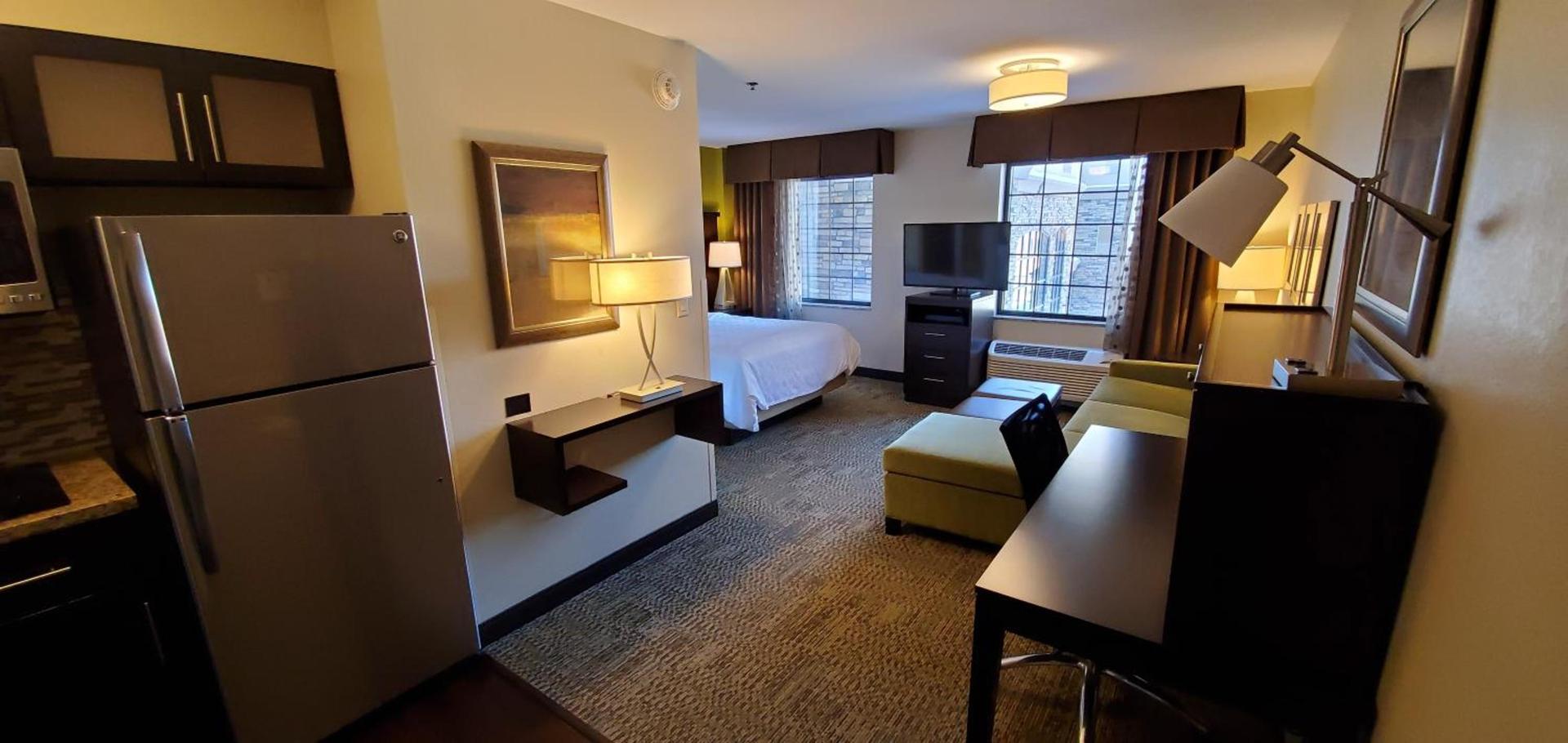 Staybridge Suites Eau Claire - Altoona by IHG photo 37