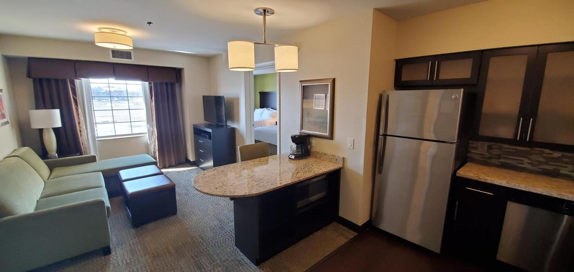 Staybridge Suites Eau Claire - Altoona by IHG photo 59