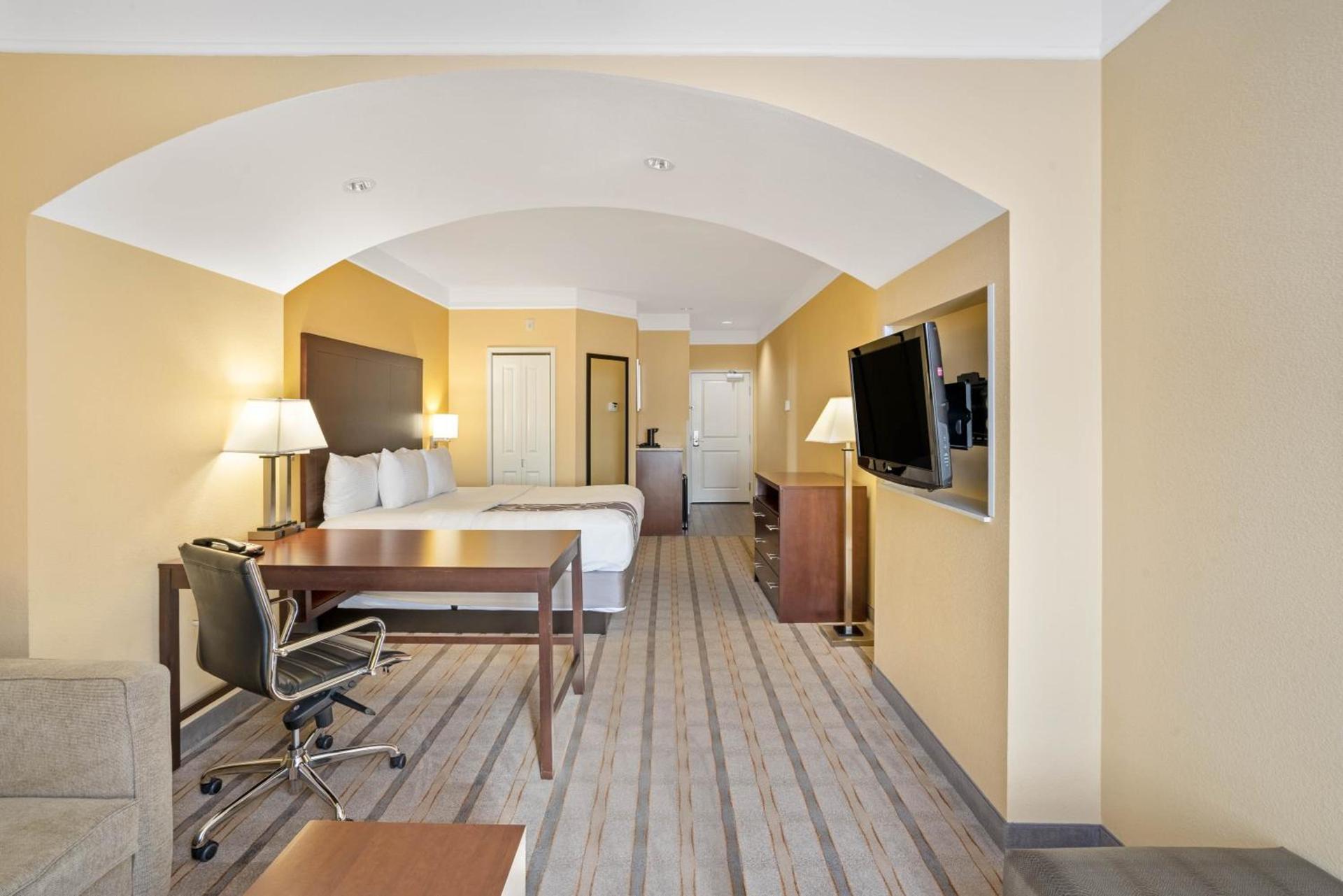 La Quinta by Wyndham Houston NW Beltway8/WestRD photo 44