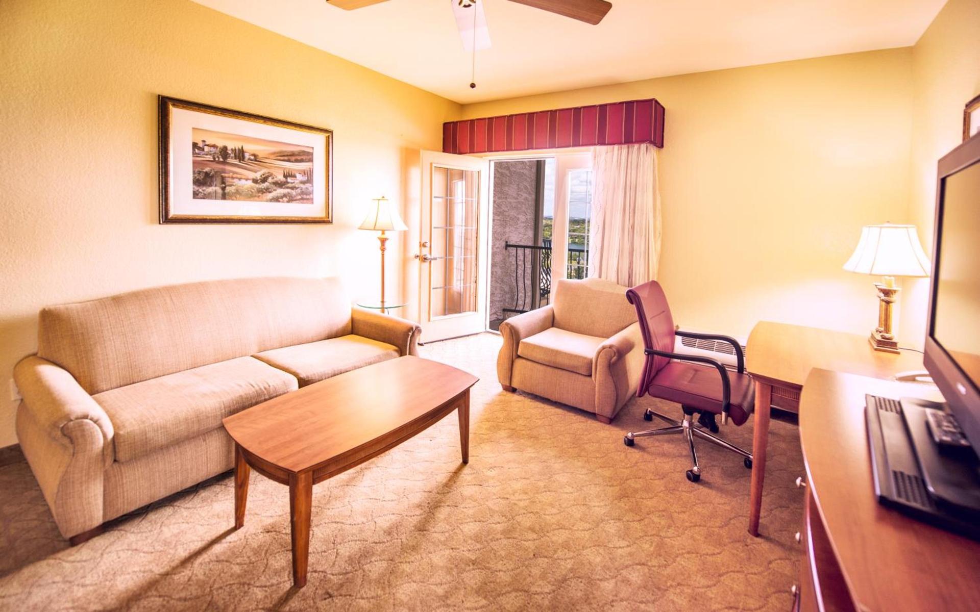 La Quinta by Wyndham Marble Falls photo 17