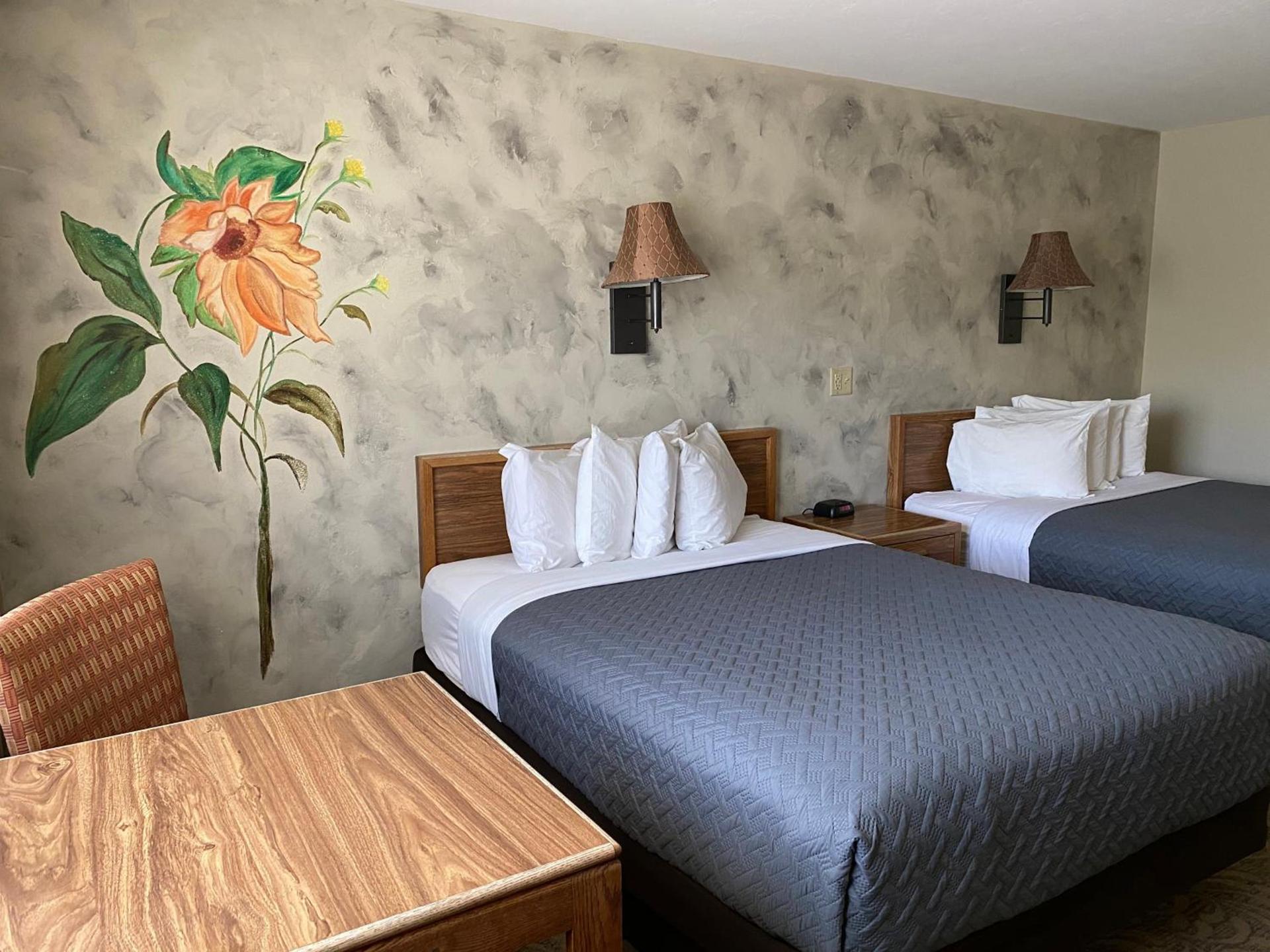 Browns Canyon Inn photo 24