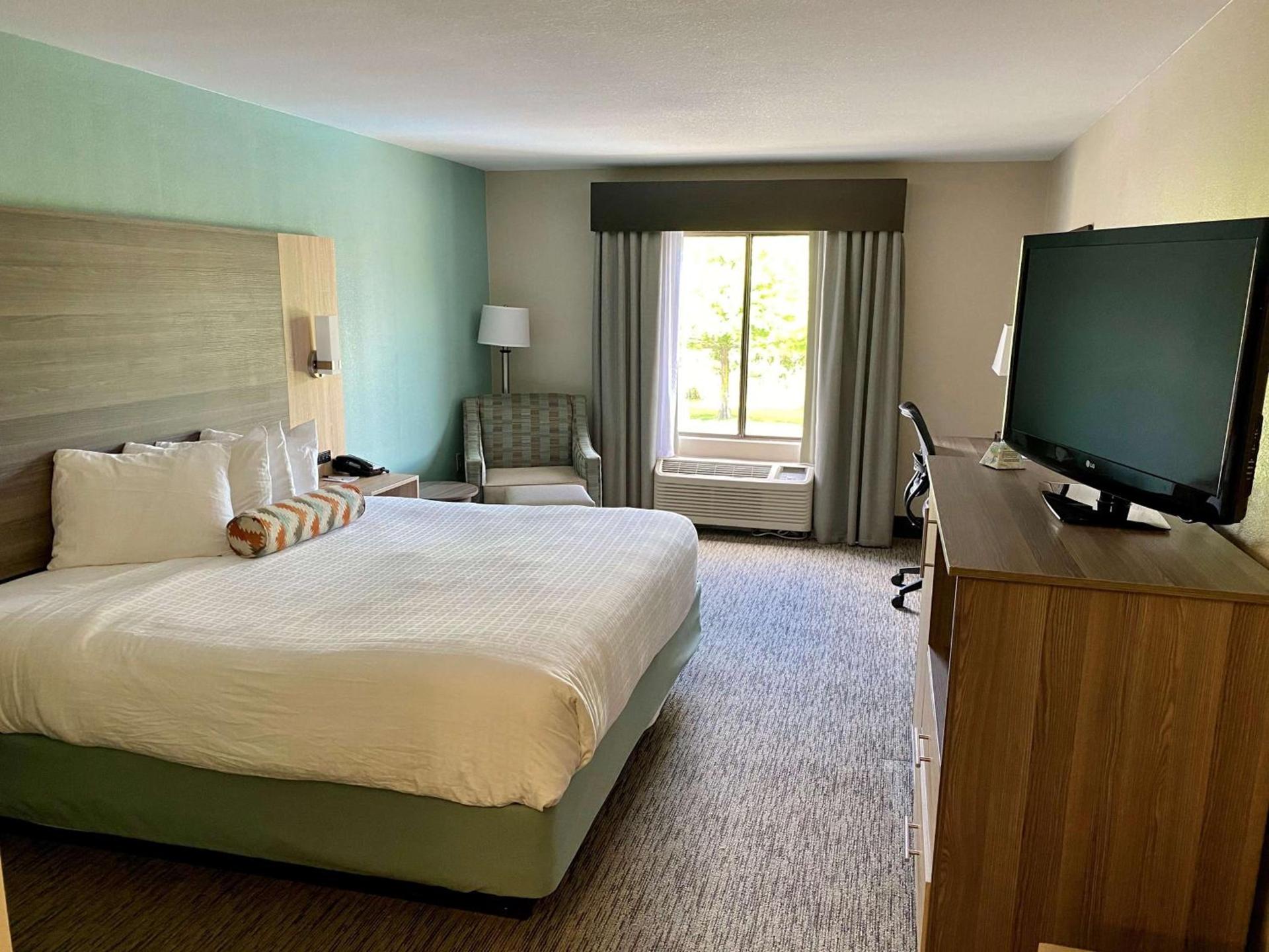 Best Western Executive Inn & Suites photo 2