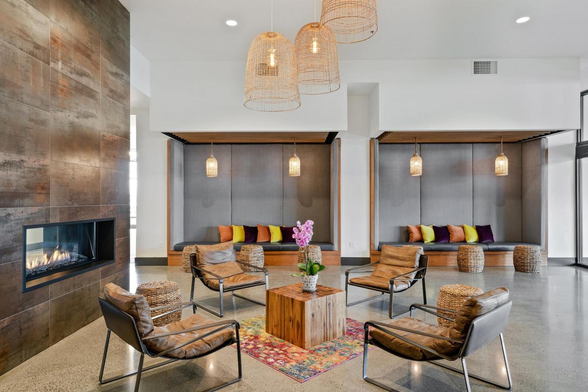 Hotel Indigo Seattle Everett Waterfront Place by IHG photo 20