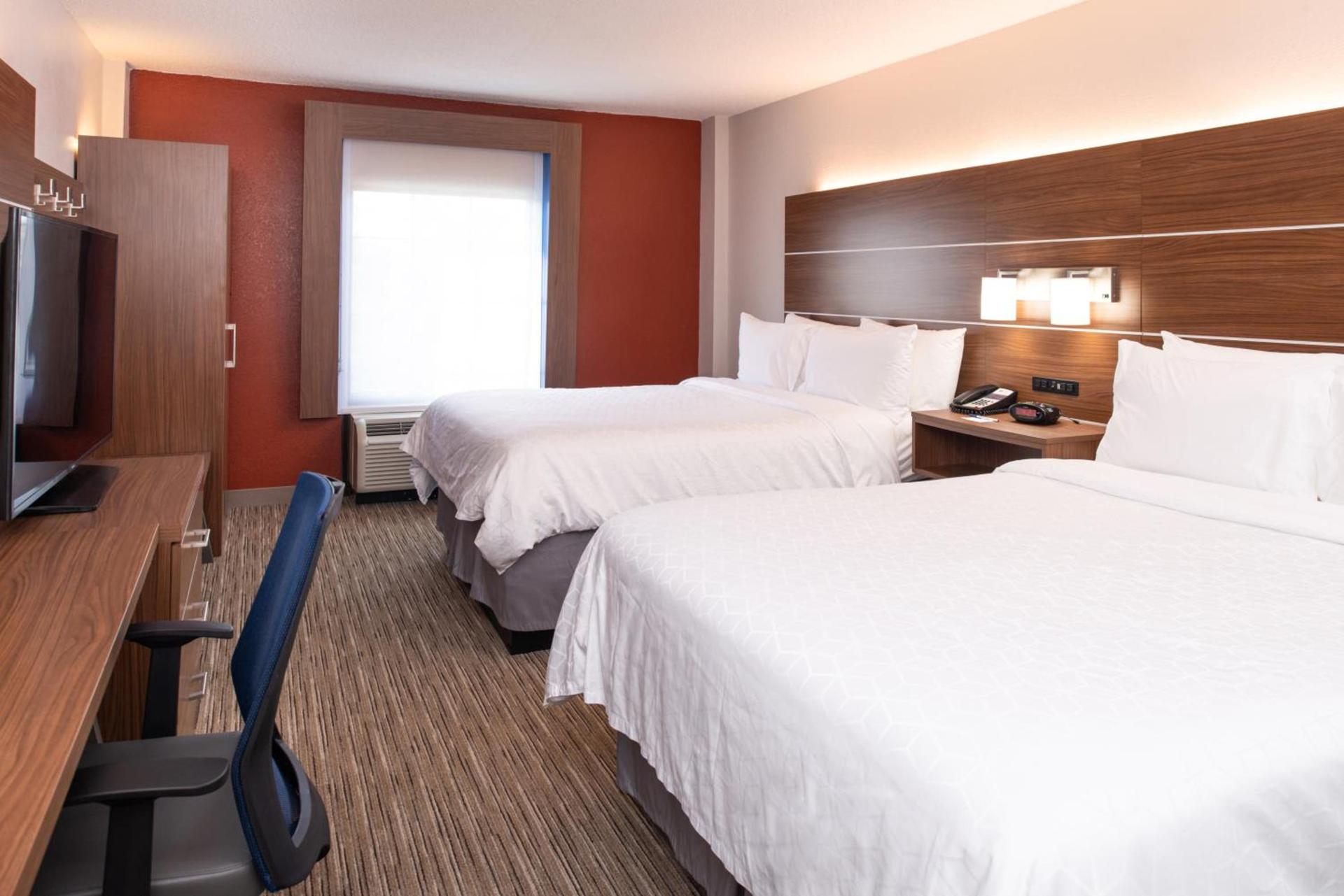 Holiday Inn Express Towson- Baltimore North by IHG photo 3