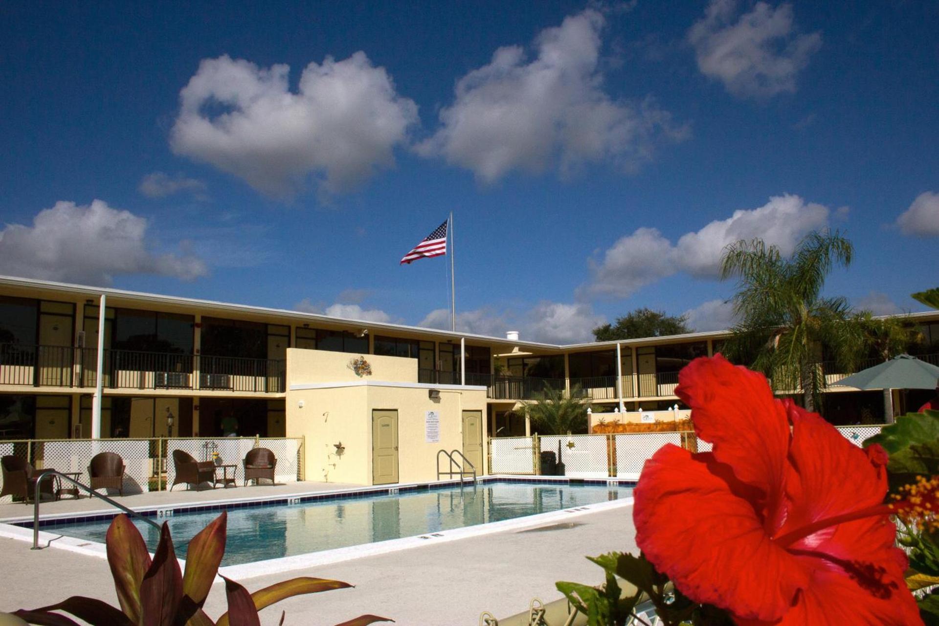 At Home Inn - Fort Pierce photo 18