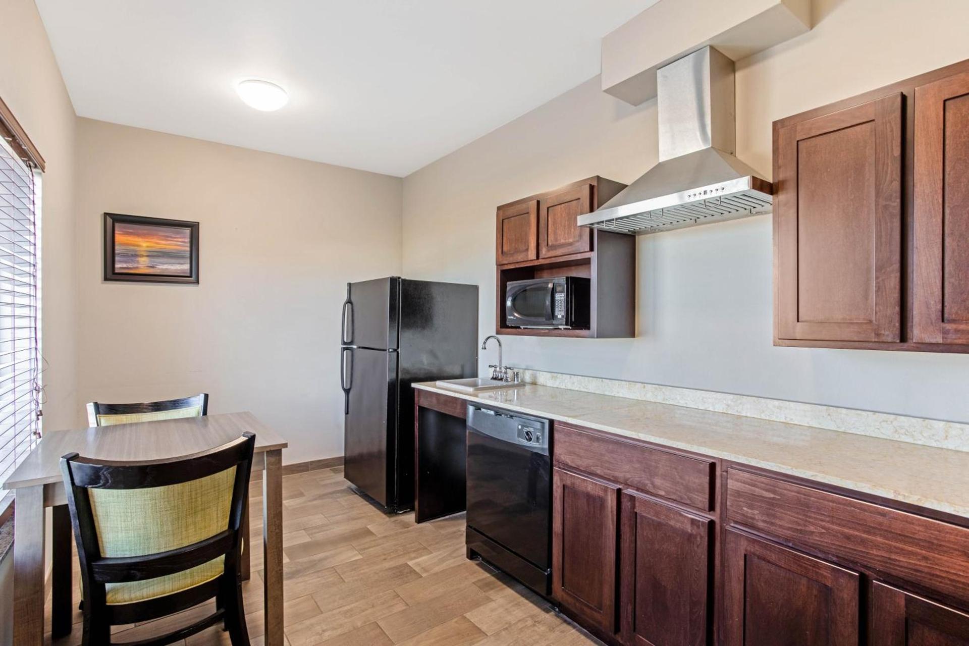 La Quinta by Wyndham Paducah photo 13