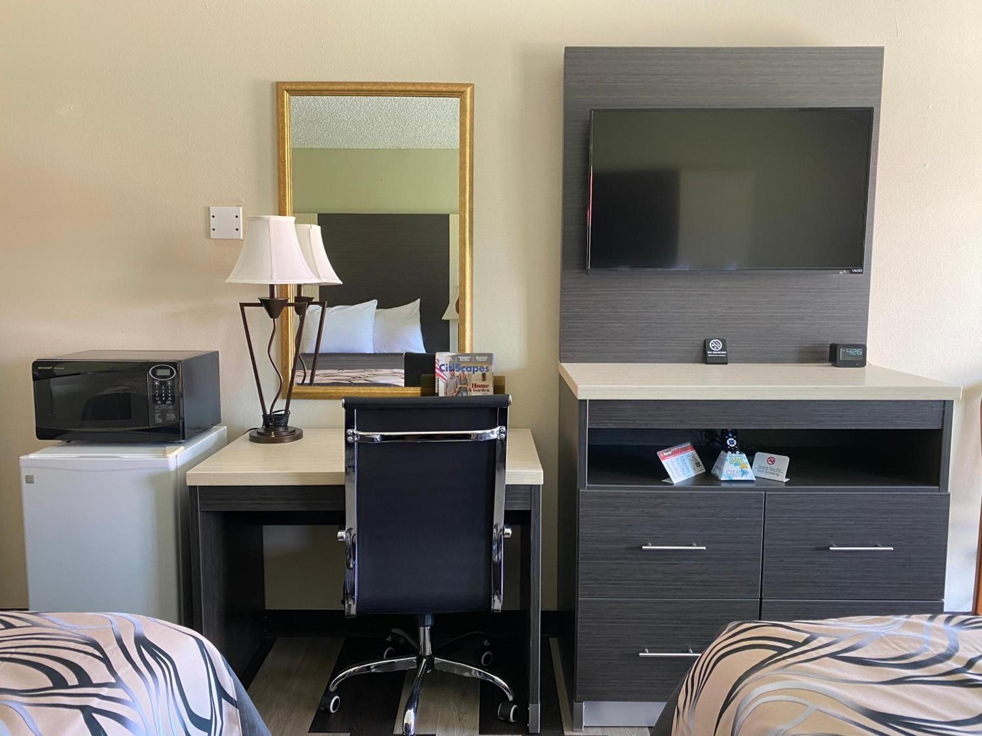Regency 7 Motel photo 21