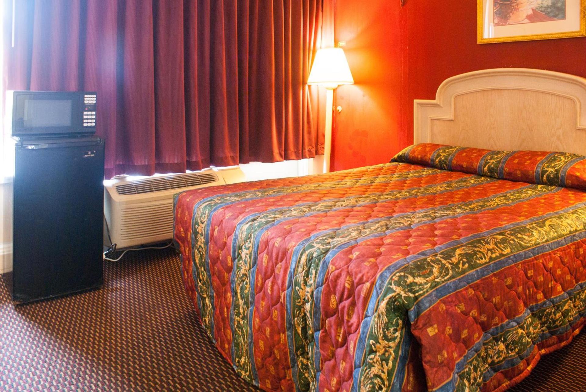Scottish Inn Downtown Jacksonville photo 35