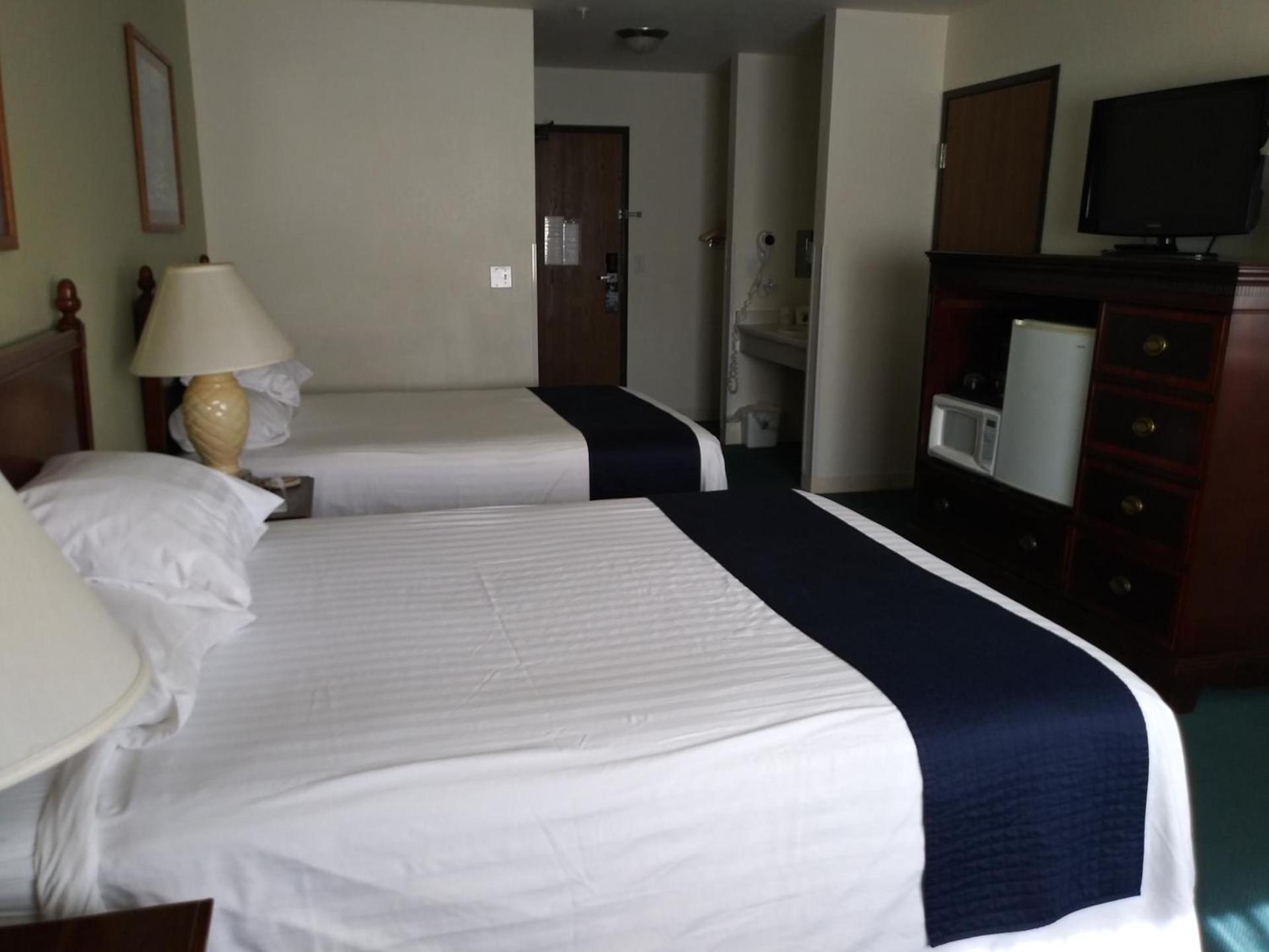 Super 8 by Wyndham Montpelier - Bear Lake photo 13