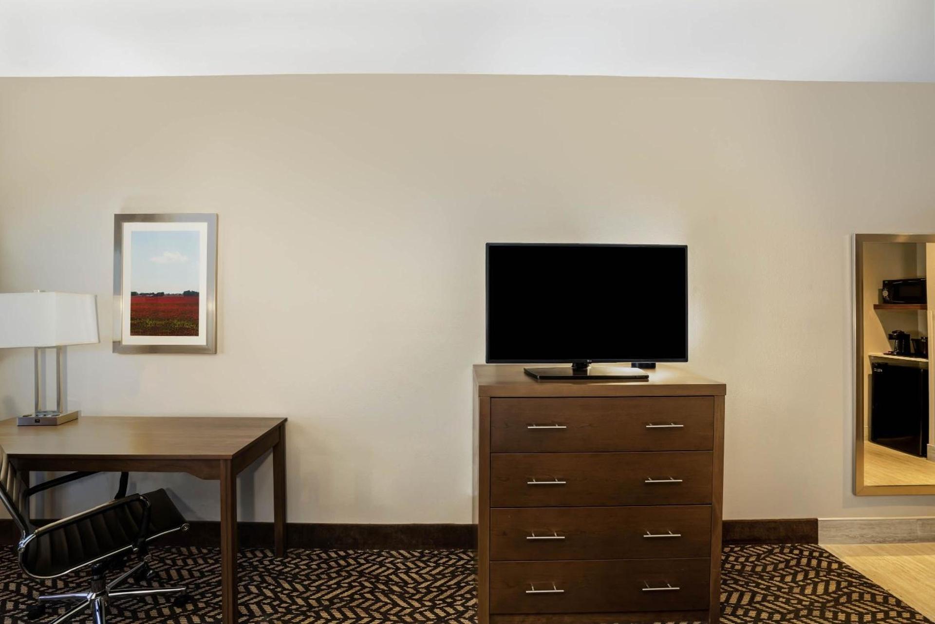 La Quinta by Wyndham Tuscaloosa McFarland photo 31