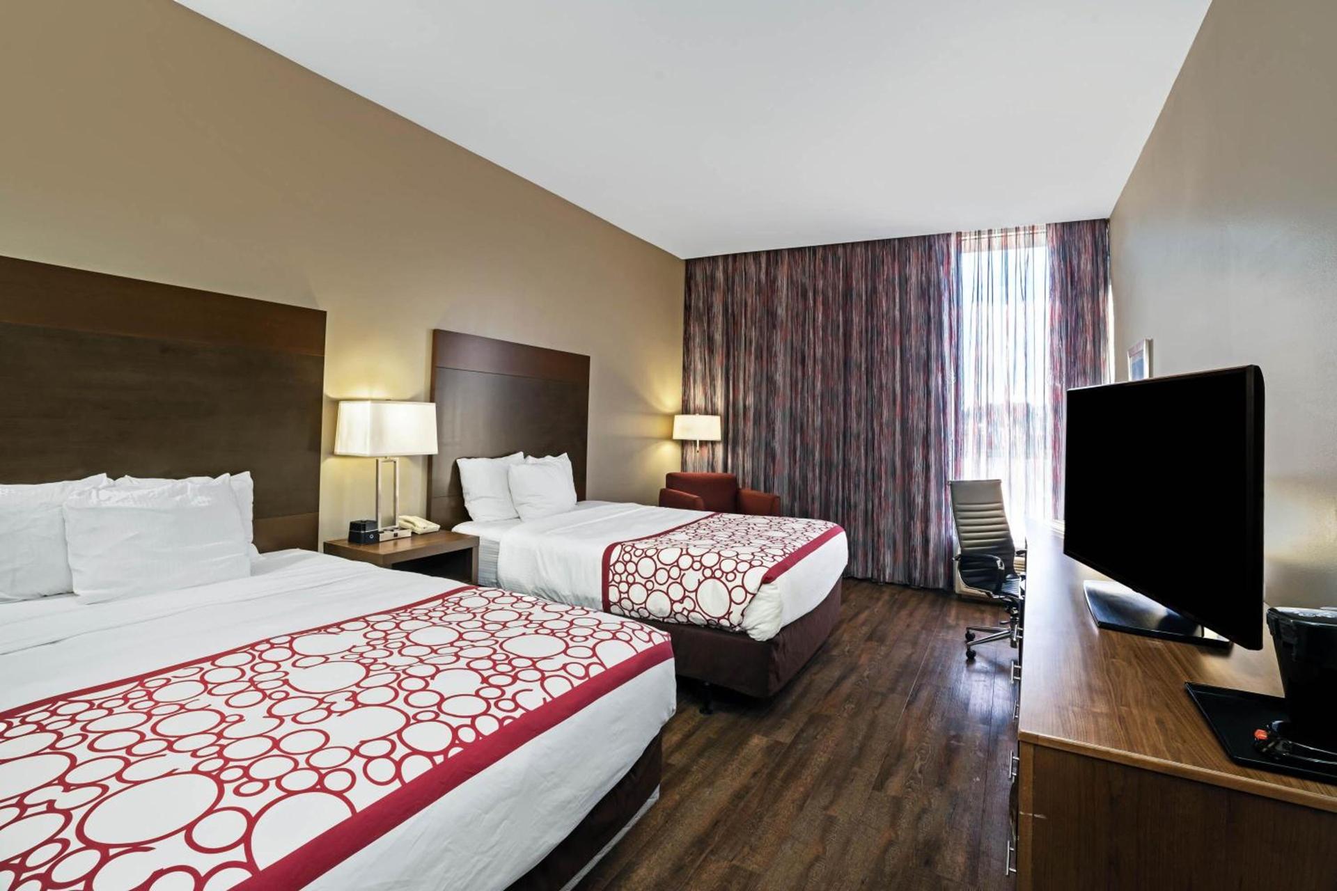 La Quinta by Wyndham Tuscaloosa McFarland photo 32