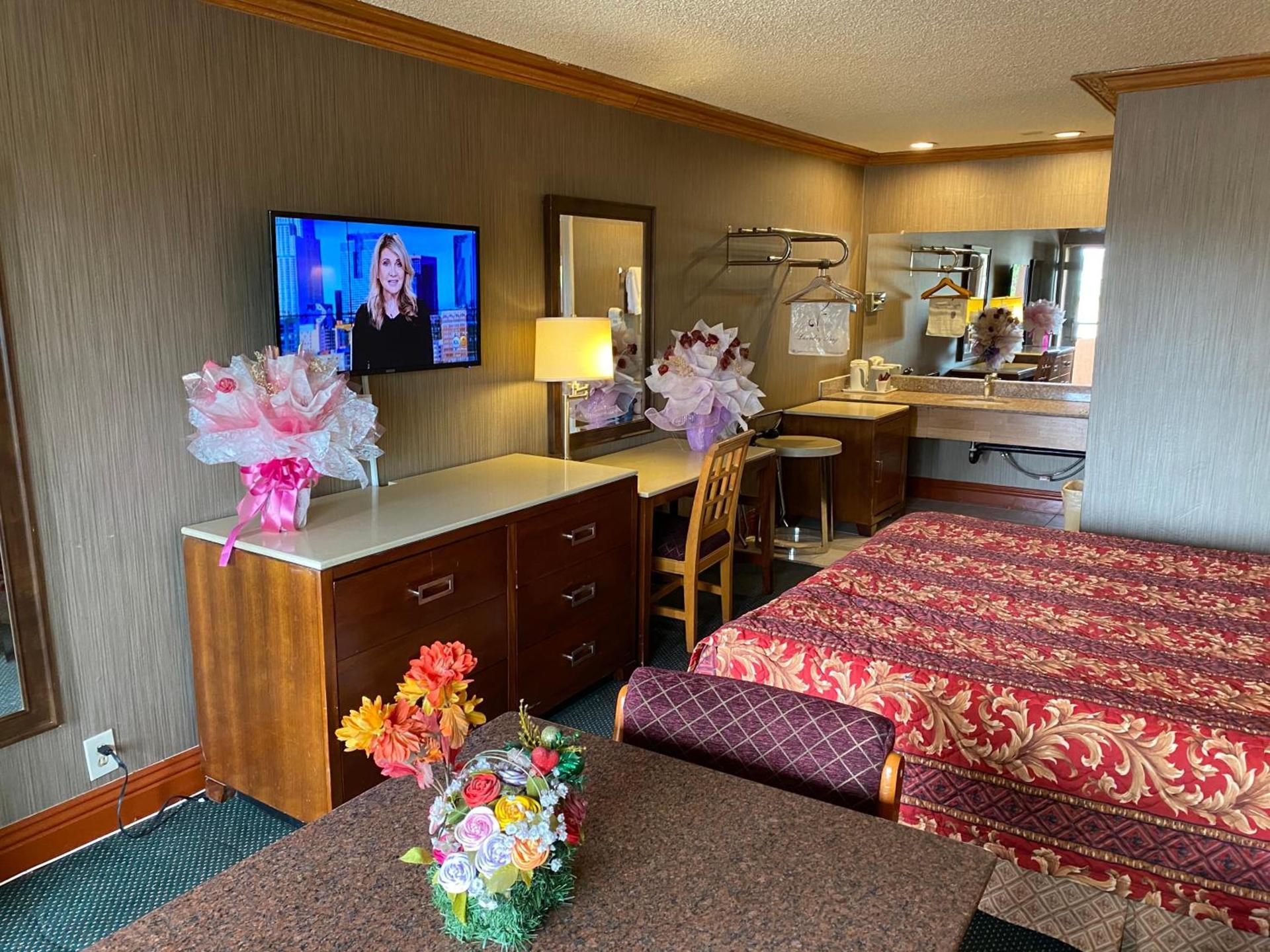 New Century Inn photo 24