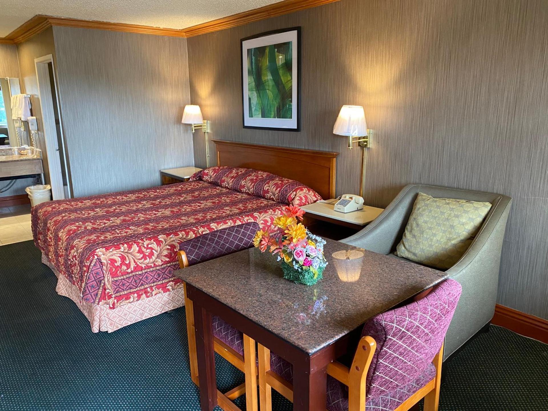 New Century Inn photo 23