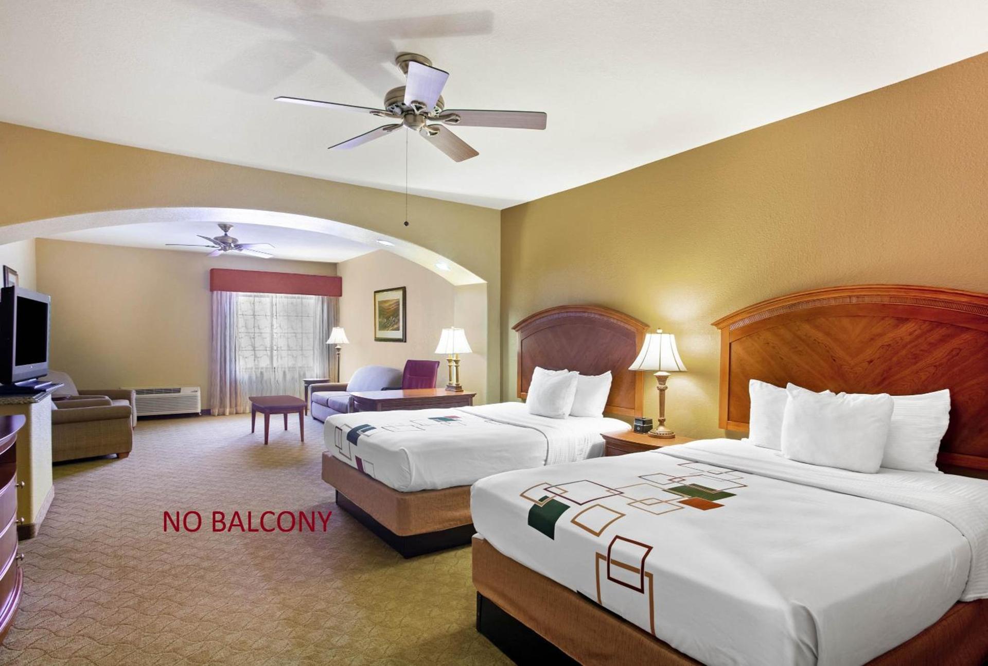 La Quinta by Wyndham Marble Falls photo 16