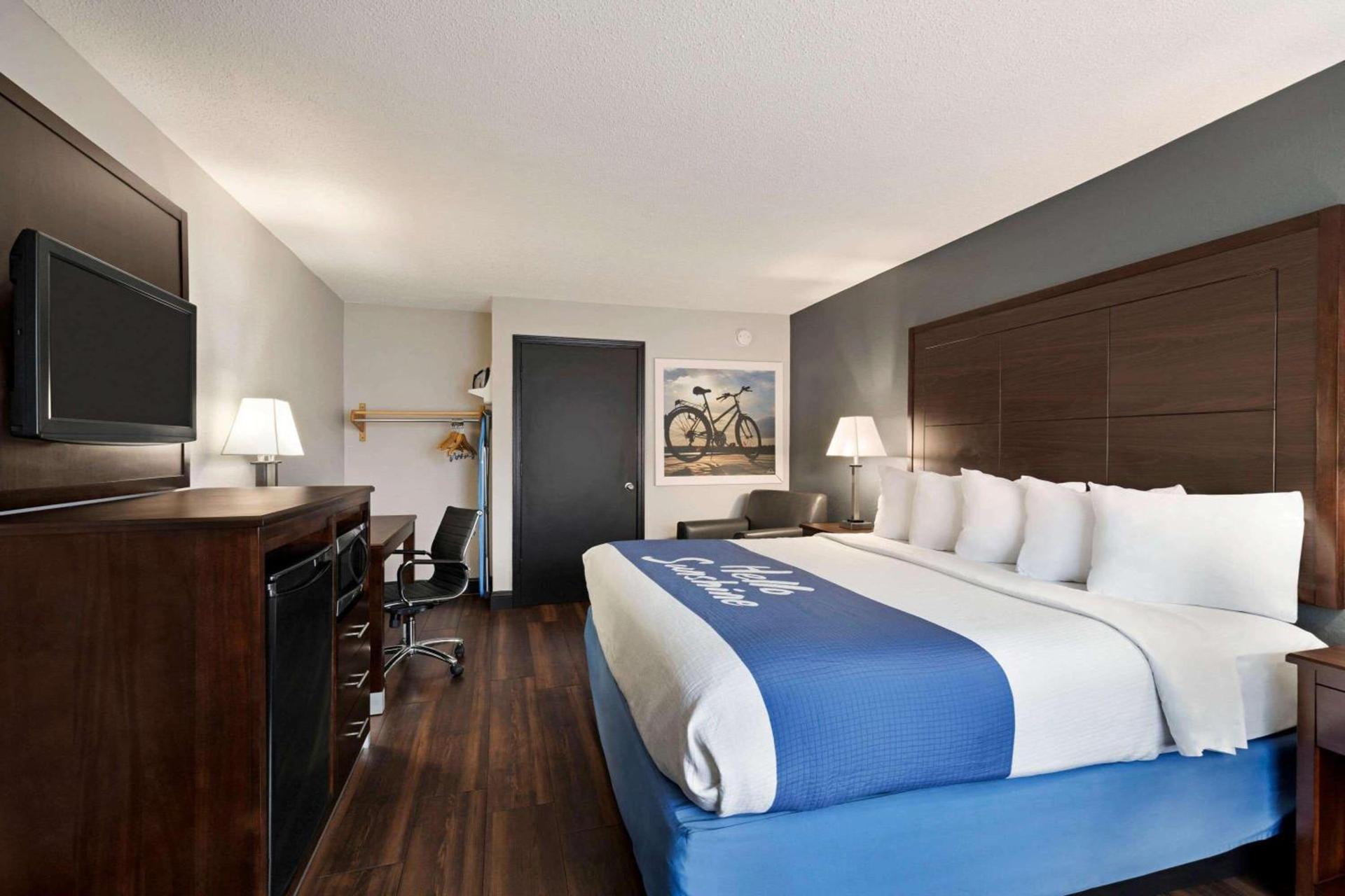 Days Inn by Wyndham Rock Hill photo 12