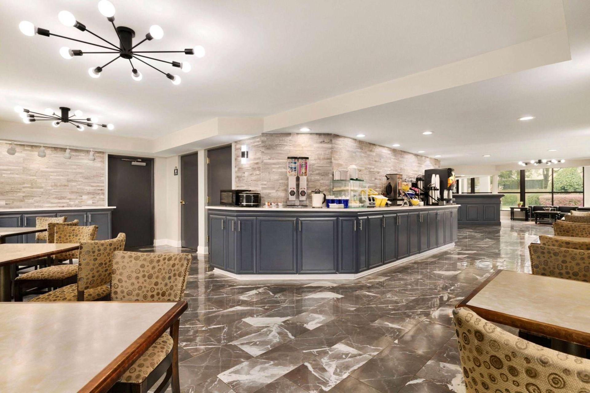 Days Inn by Wyndham Rock Hill photo 10