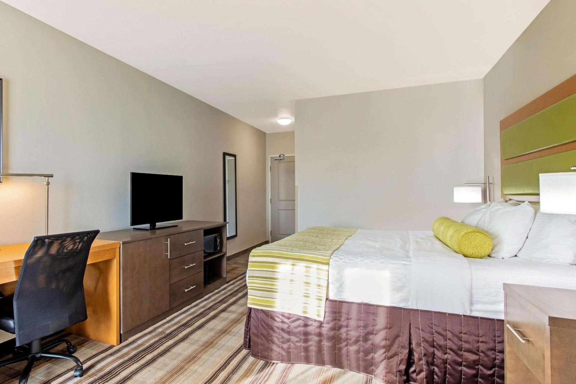 La Quinta by Wyndham Paducah photo 59