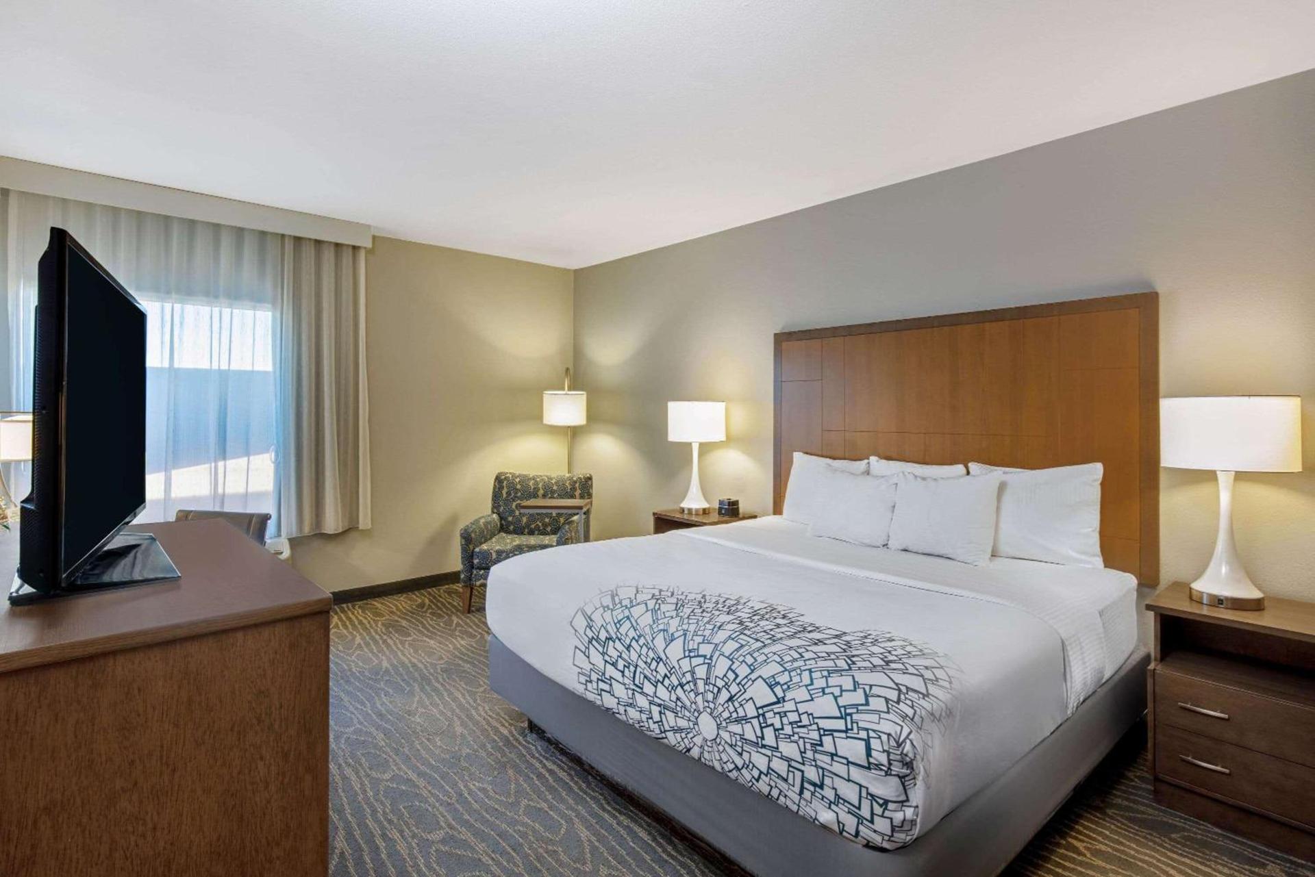 La Quinta by Wyndham Kingman photo 29