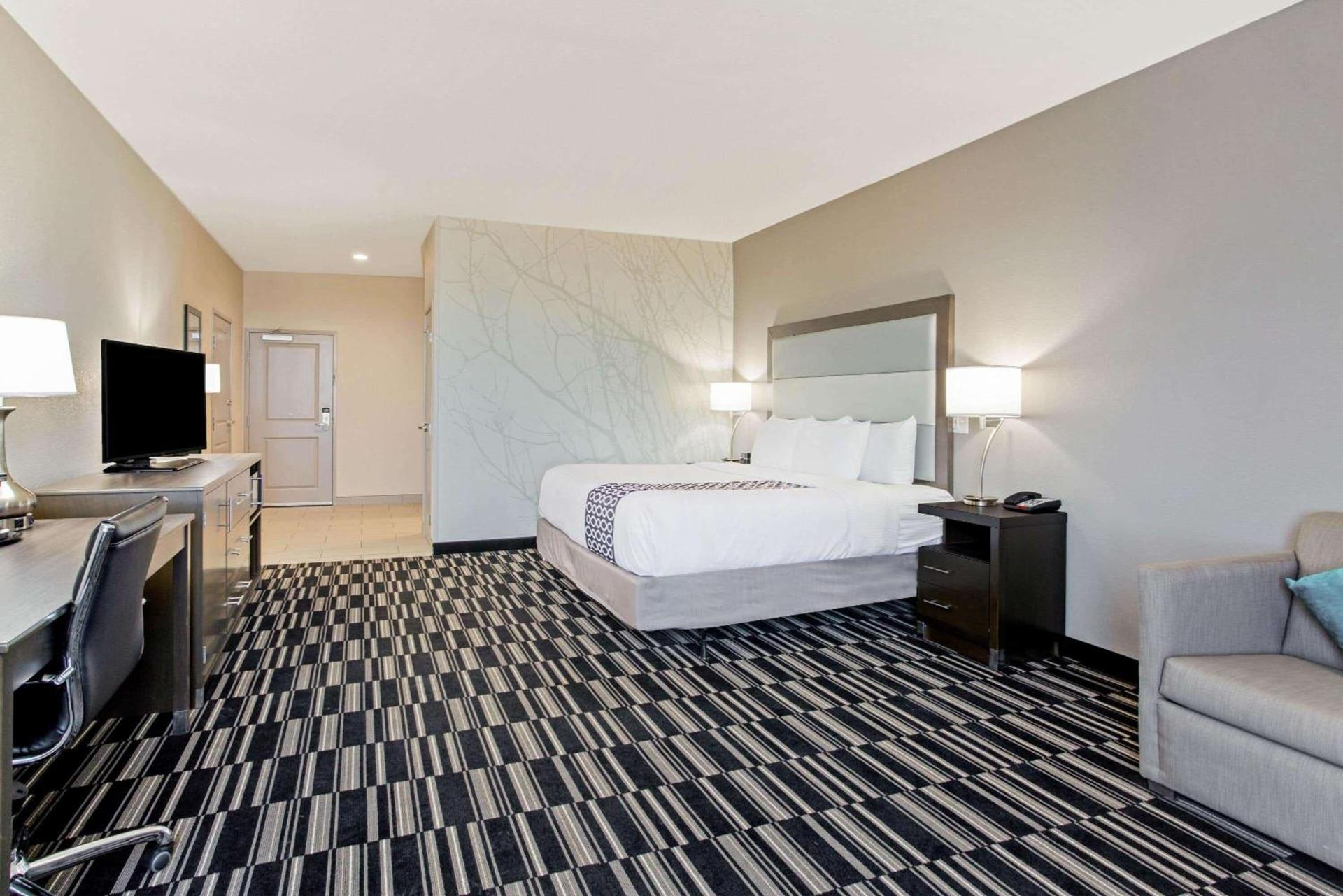 La Quinta by Wyndham Sweetwater East photo 9