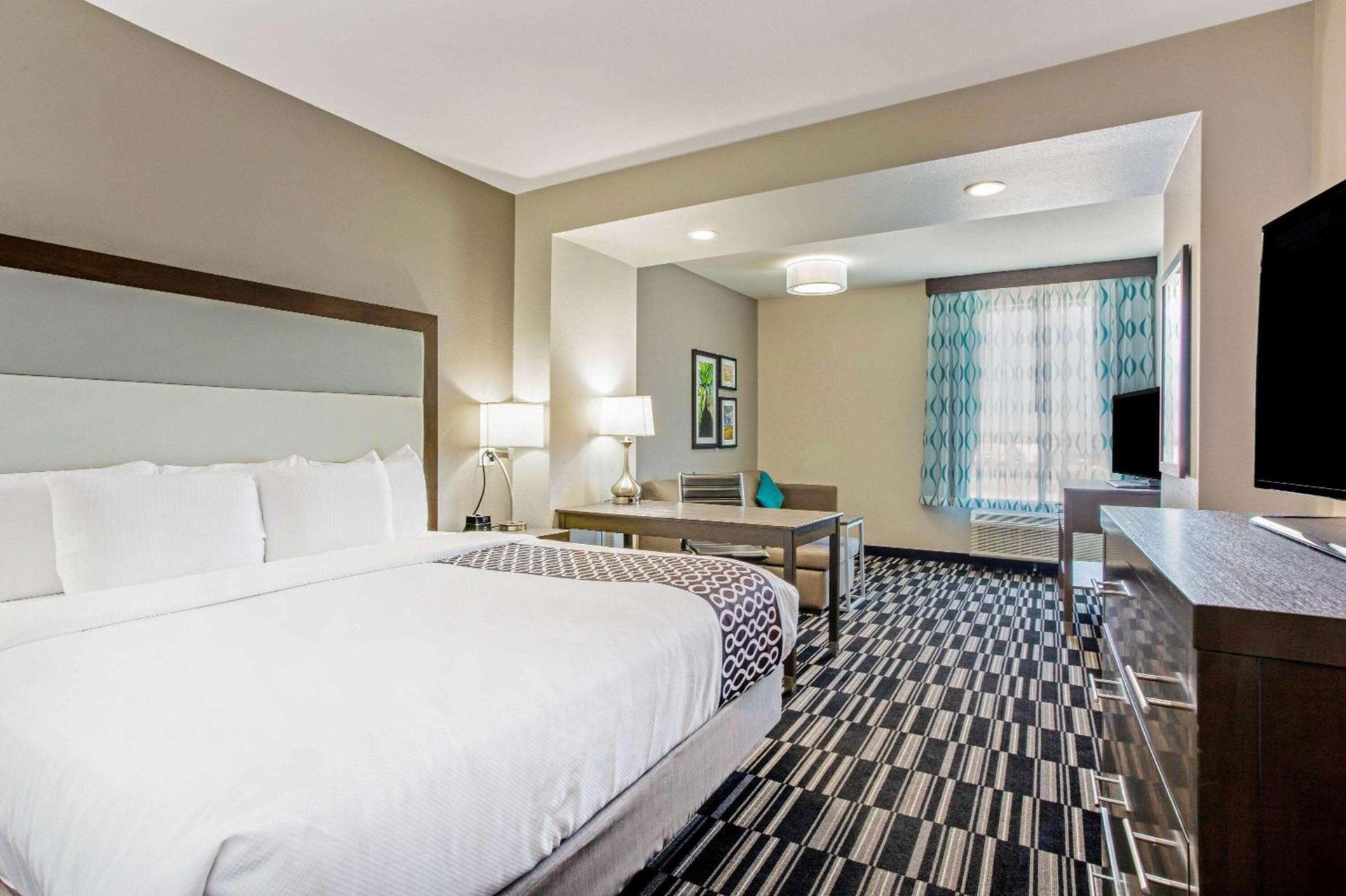 La Quinta by Wyndham Sweetwater East photo 22