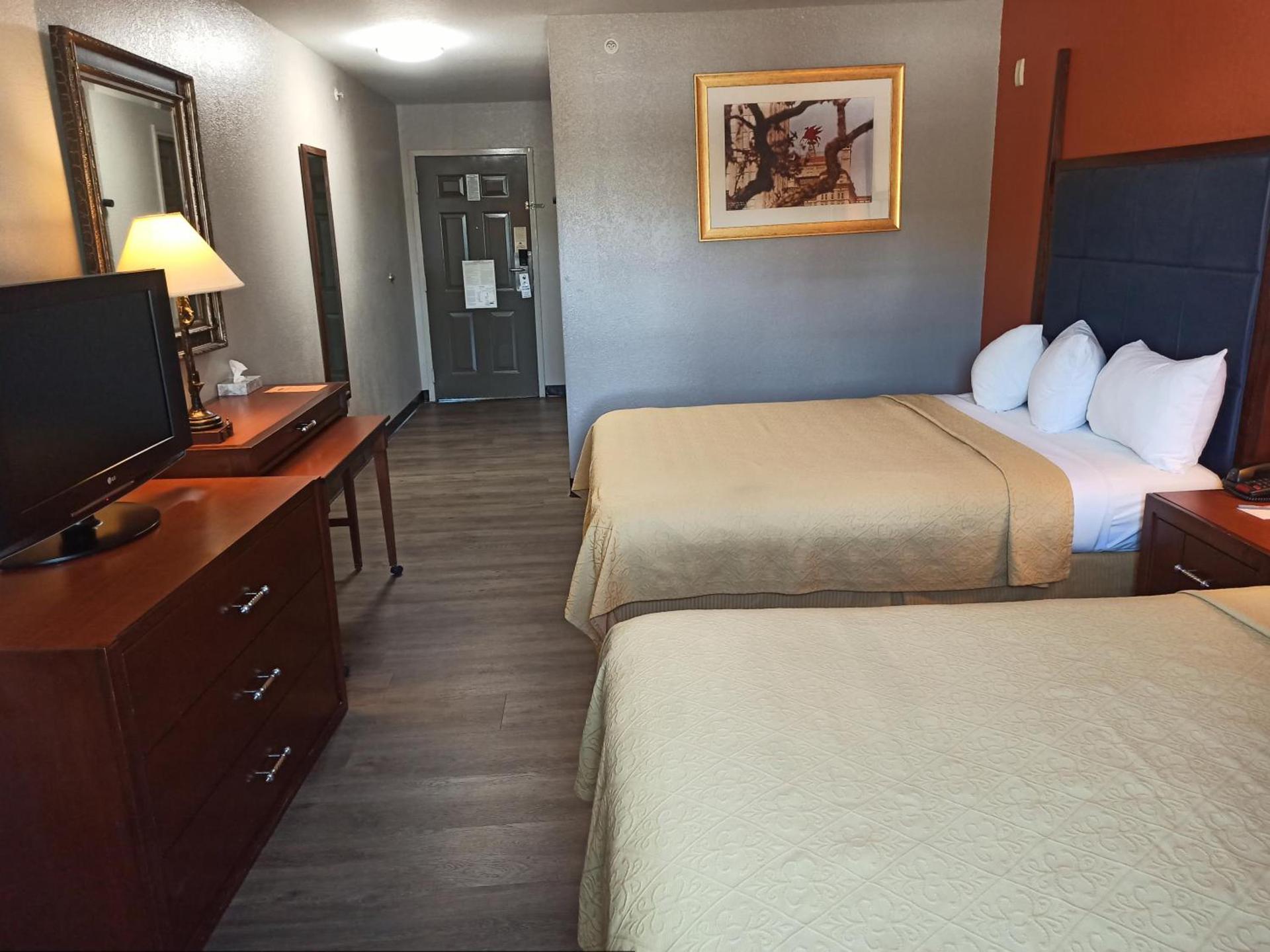 Rodeway Inn photo 3