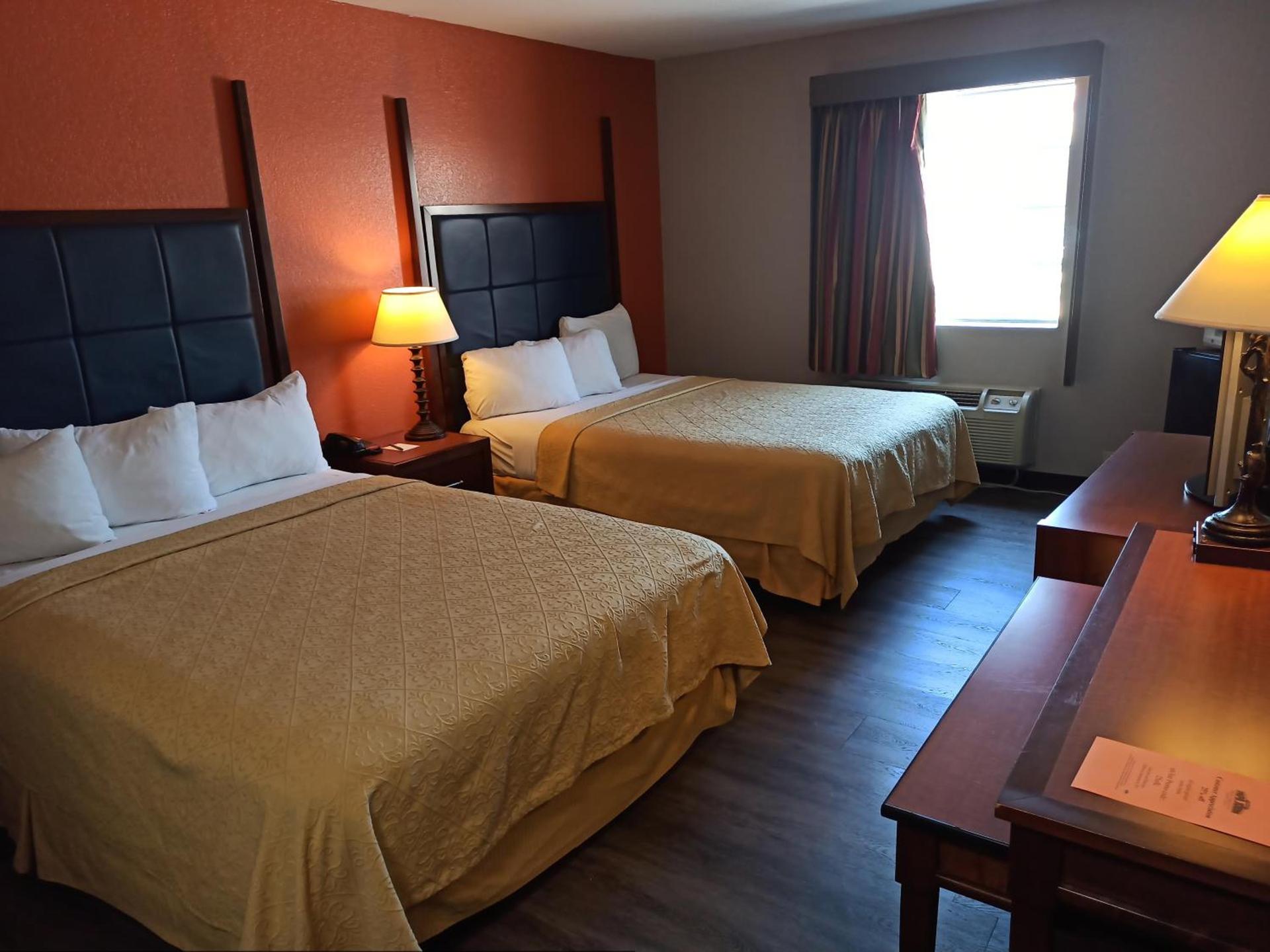 Rodeway Inn photo 4