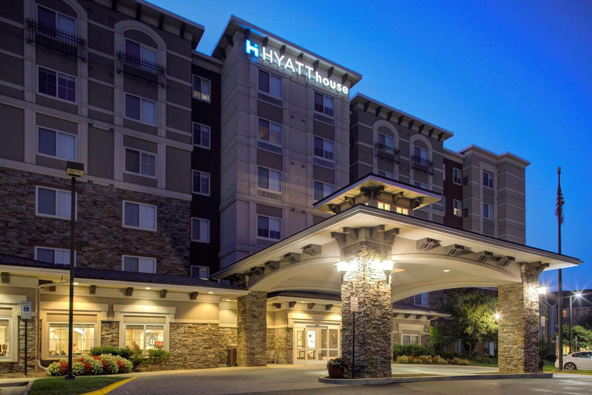 Hyatt House Sterling/Dulles Airport North photo 32