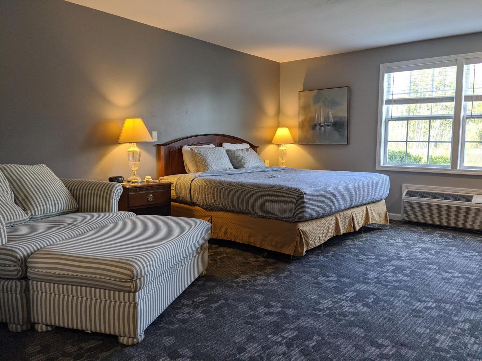 Beach Harbor Resort photo 52