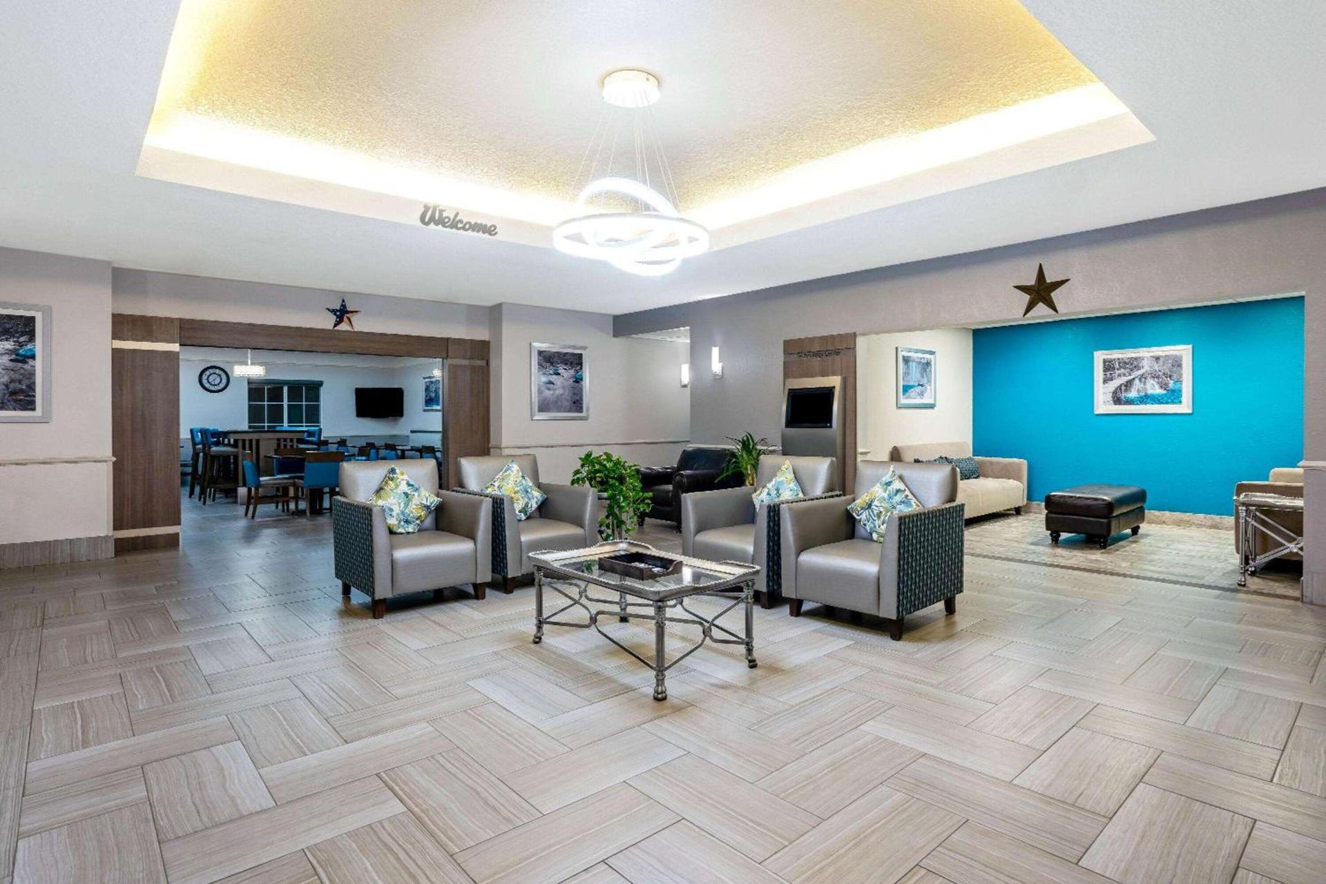 La Quinta by Wyndham Conroe photo 31