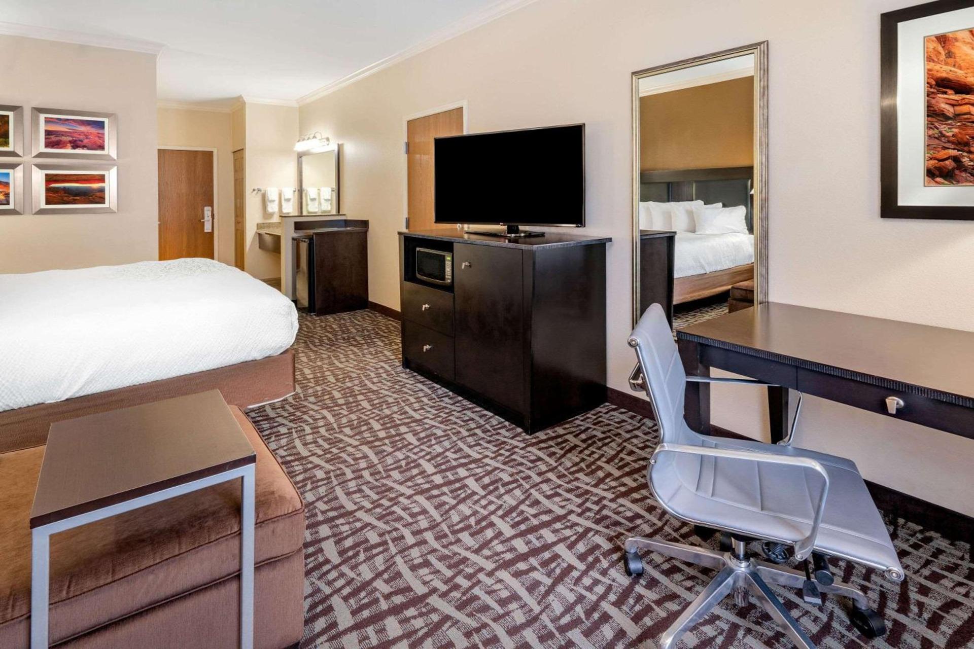 La Quinta by Wyndham Moab photo 49