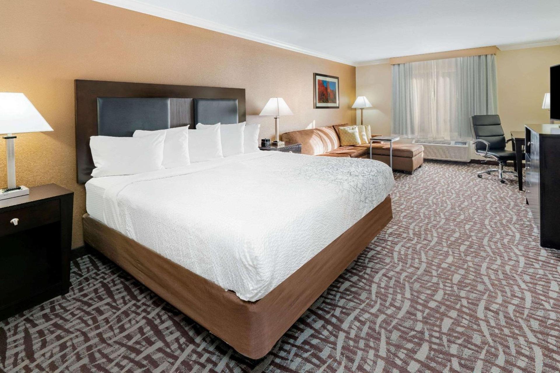 La Quinta by Wyndham Moab photo 32