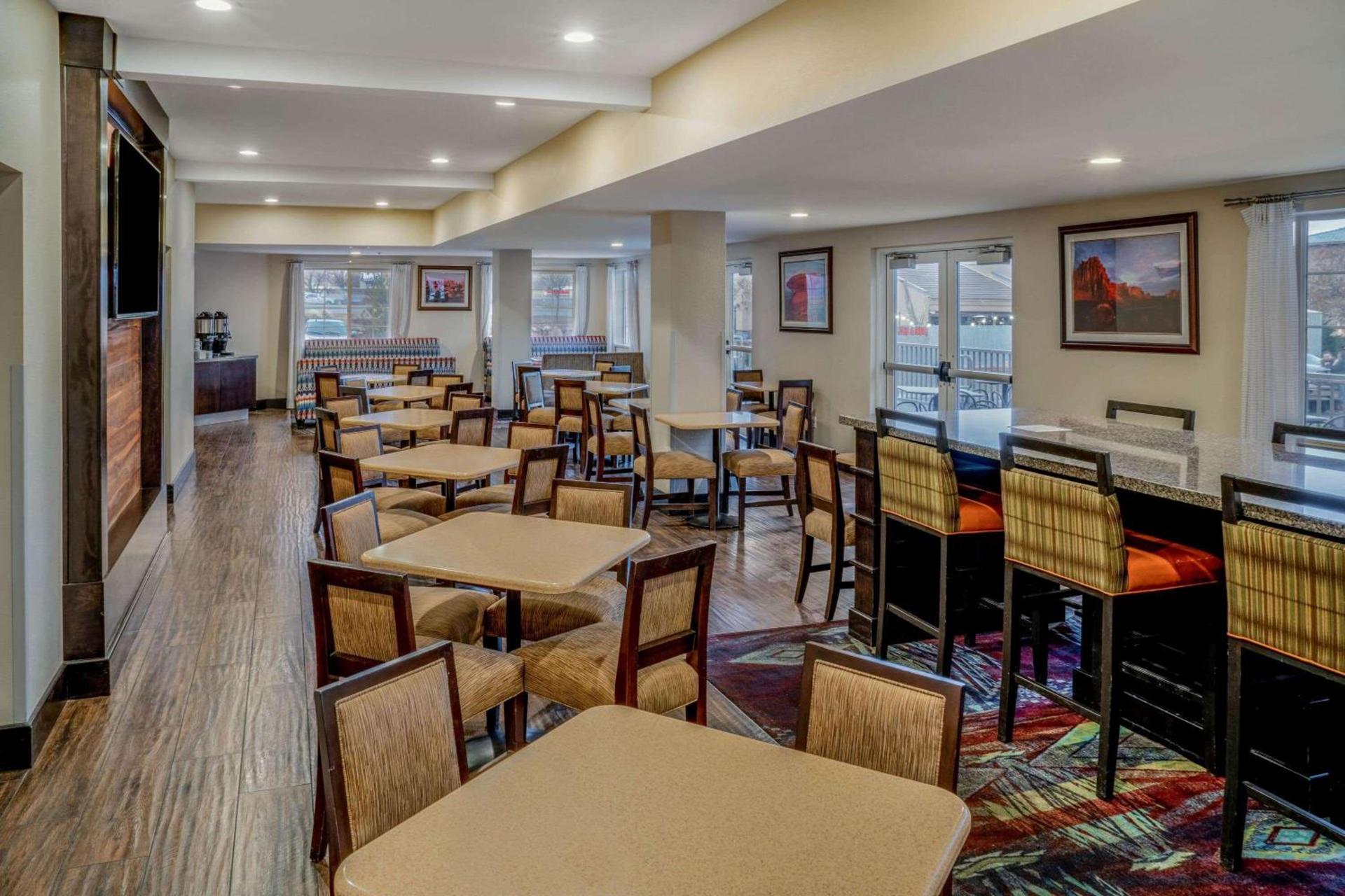 La Quinta by Wyndham Moab photo 39