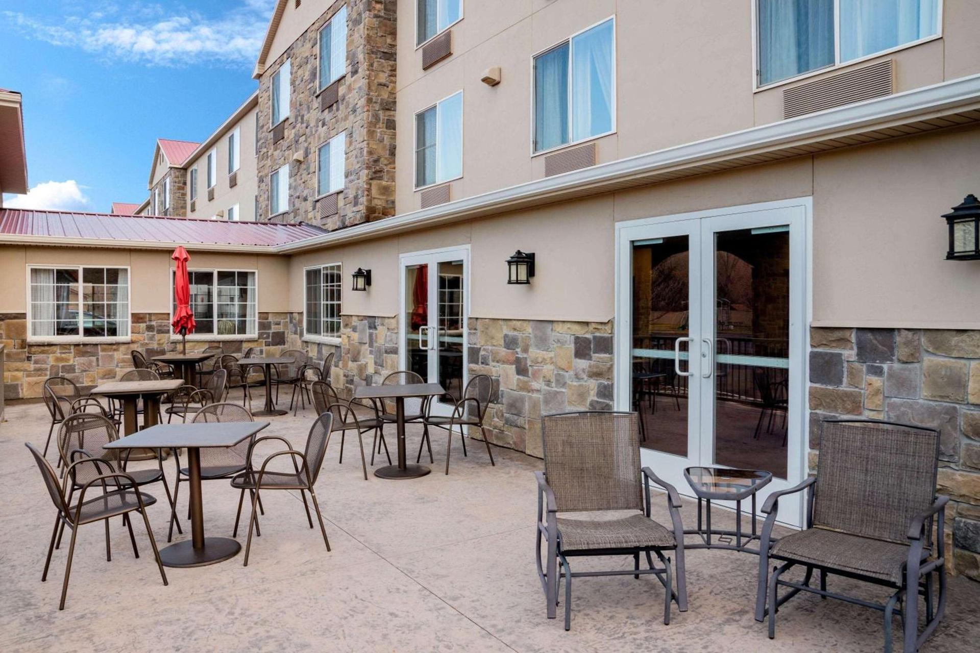 La Quinta by Wyndham Moab photo 5