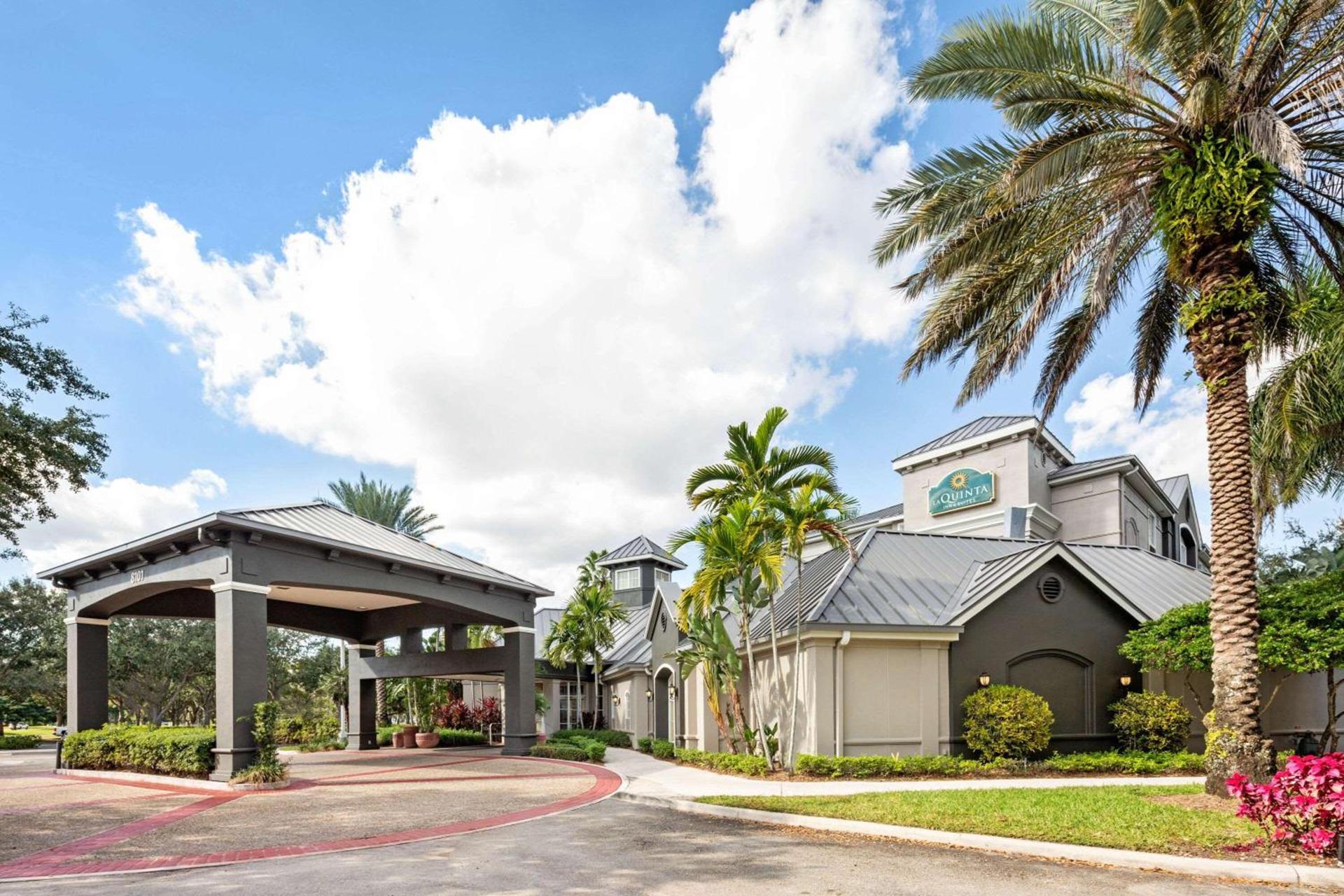 La Quinta by Wyndham Ft. Lauderdale Plantation photo 3