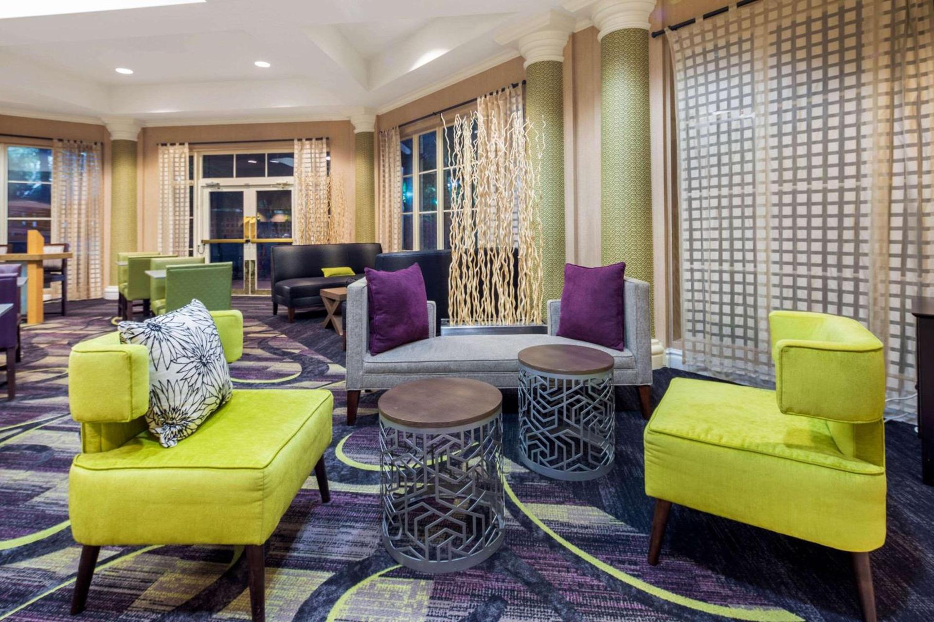 La Quinta by Wyndham Ft. Lauderdale Plantation photo 6