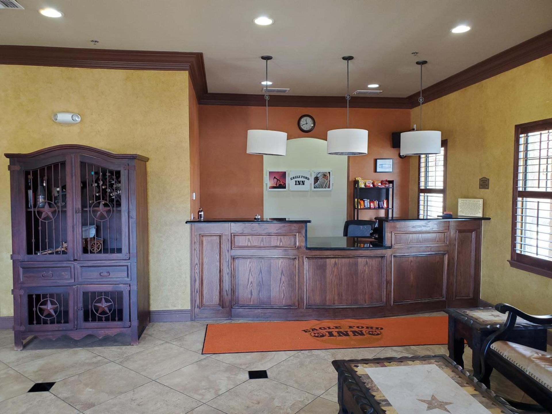 Eagle Ford Inn photo 3