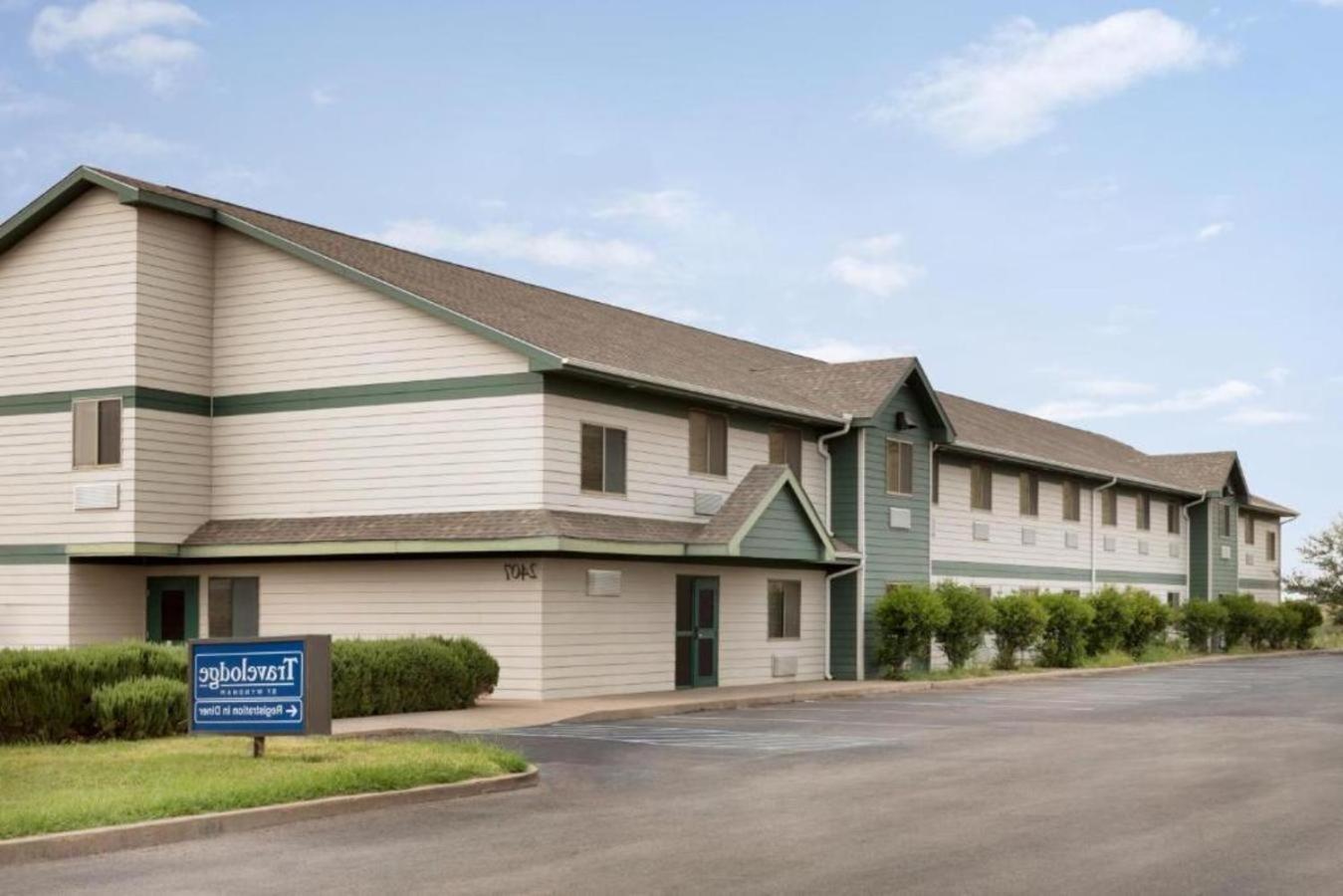Travelodge by Wyndham Alpine photo 7