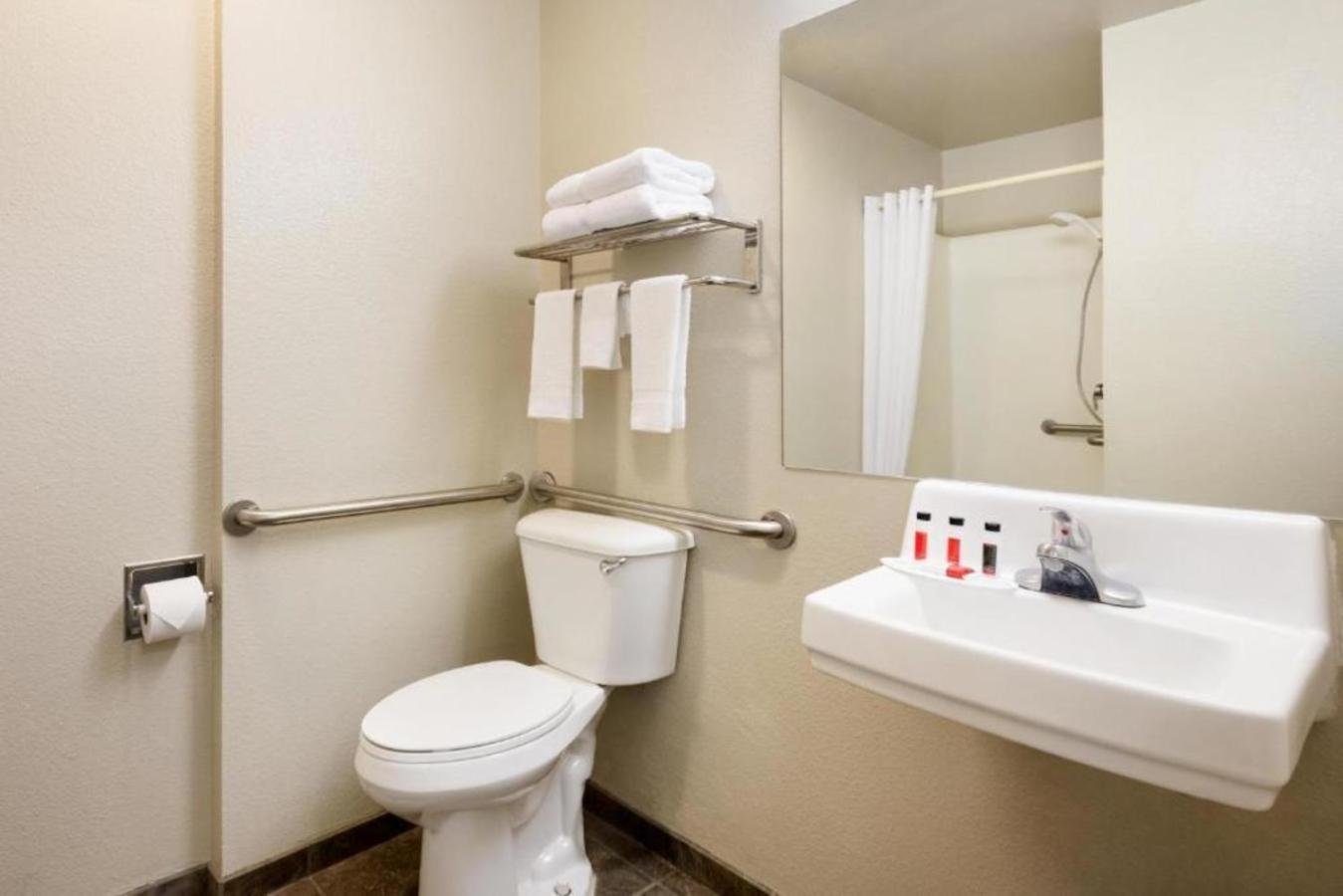 Travelodge by Wyndham Alpine photo 22