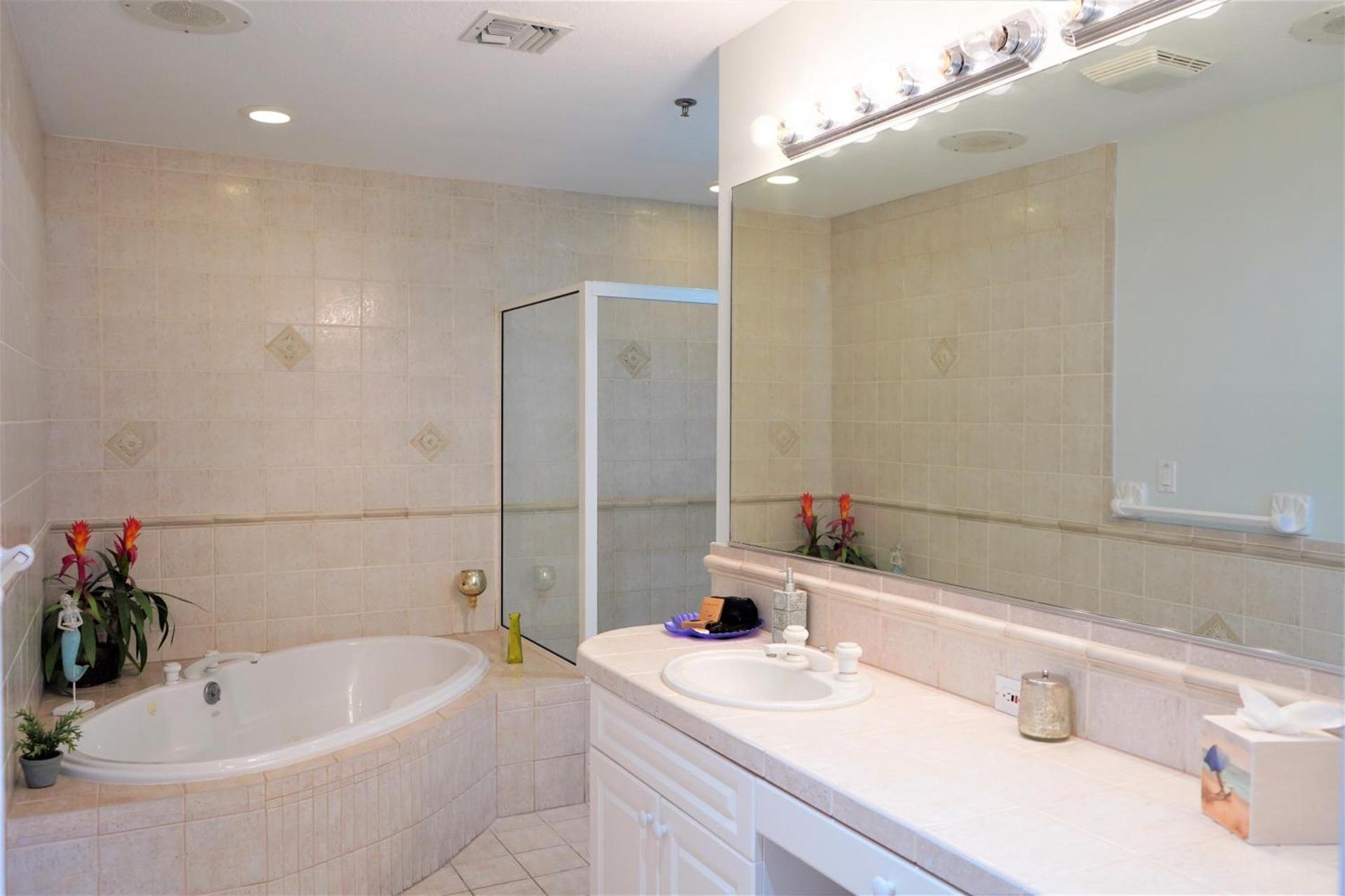 Glunz Ocean Beach Hotel and Resort photo 67
