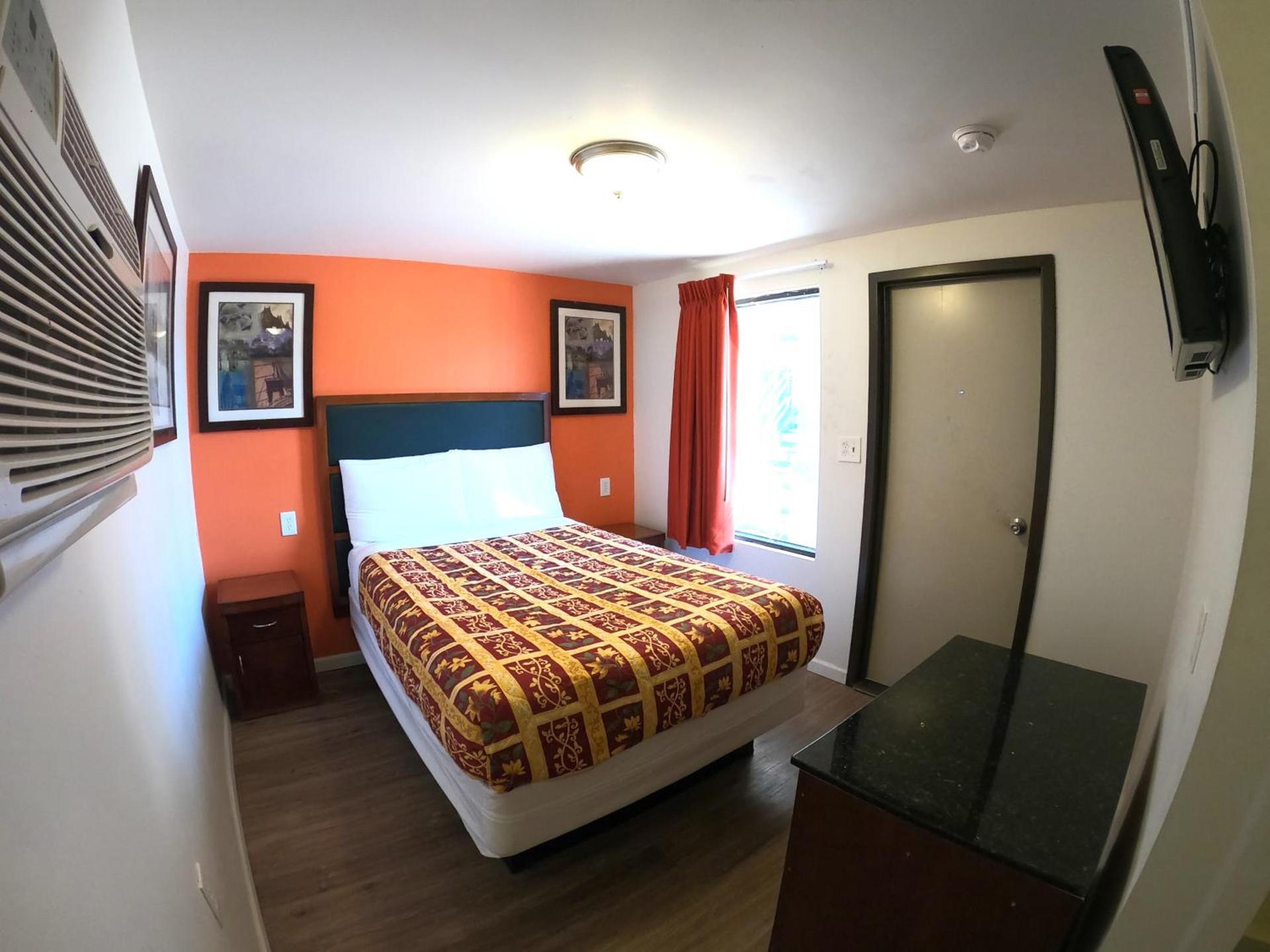 Rest Inn - Elizabeth photo 6