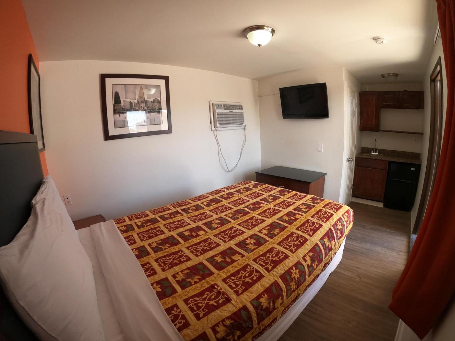 Rest Inn - Elizabeth photo 8