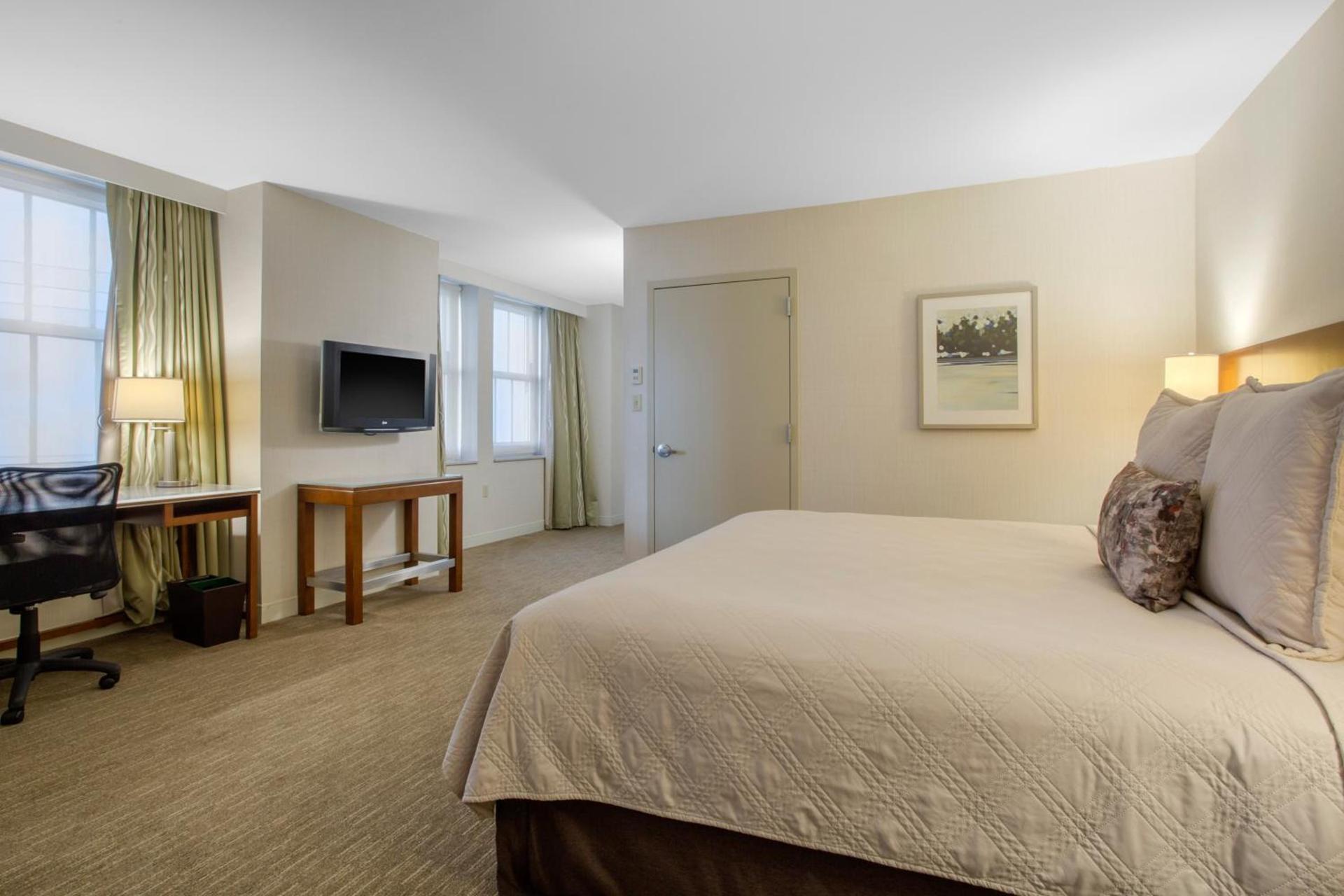 Omni Providence photo 12