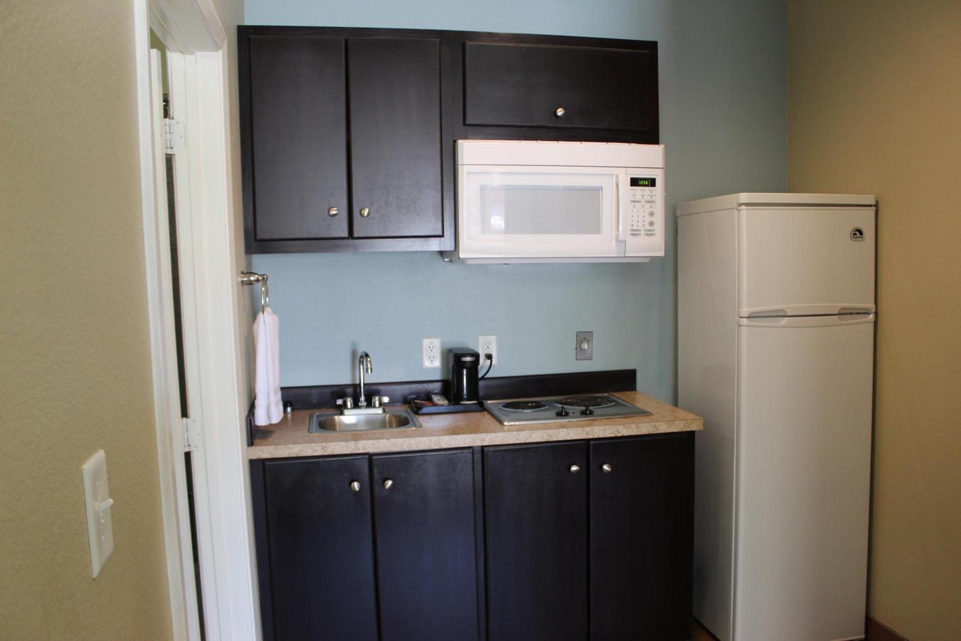 Horizon Inn & Suites photo 29
