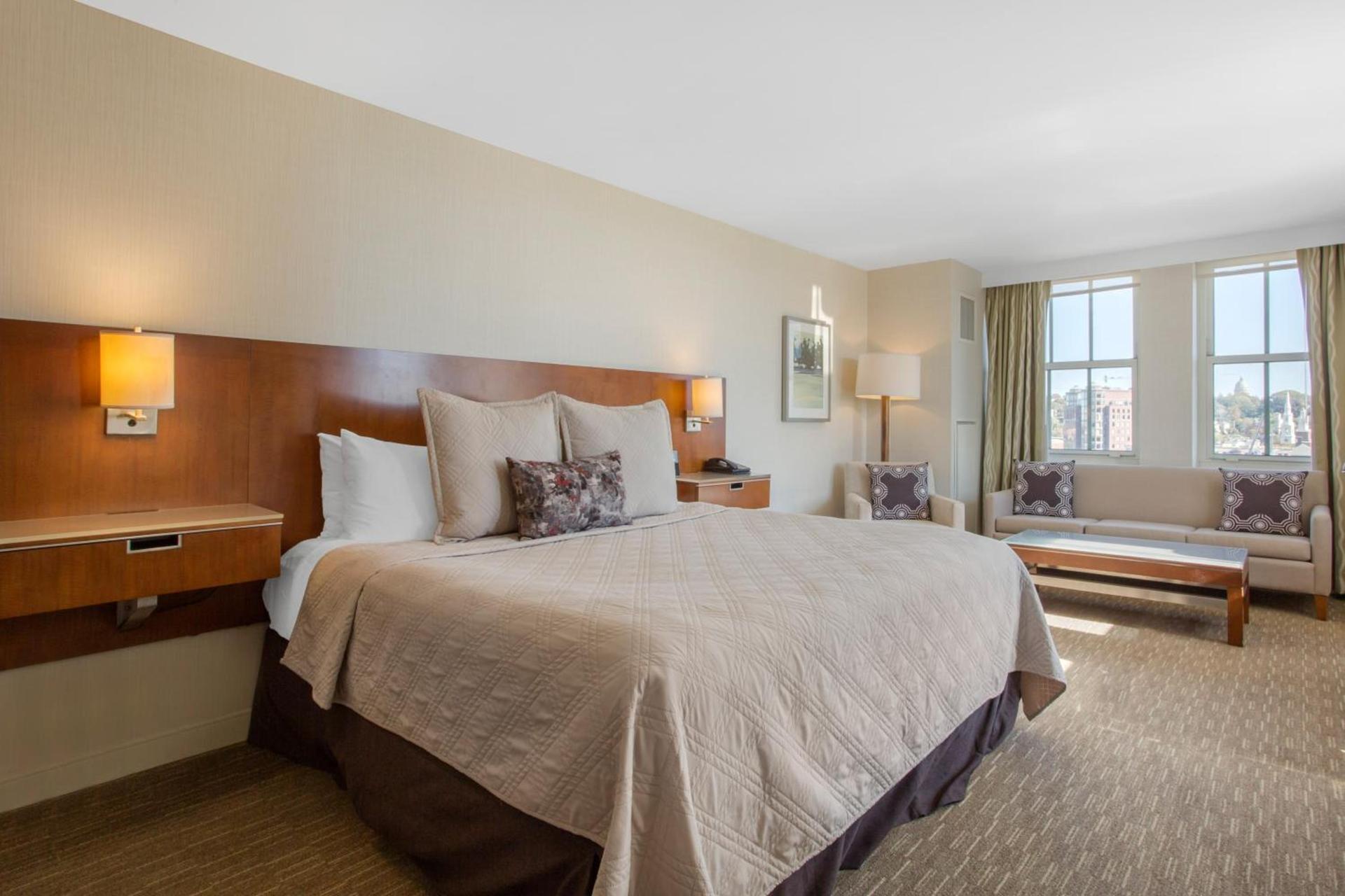 Omni Providence photo 3