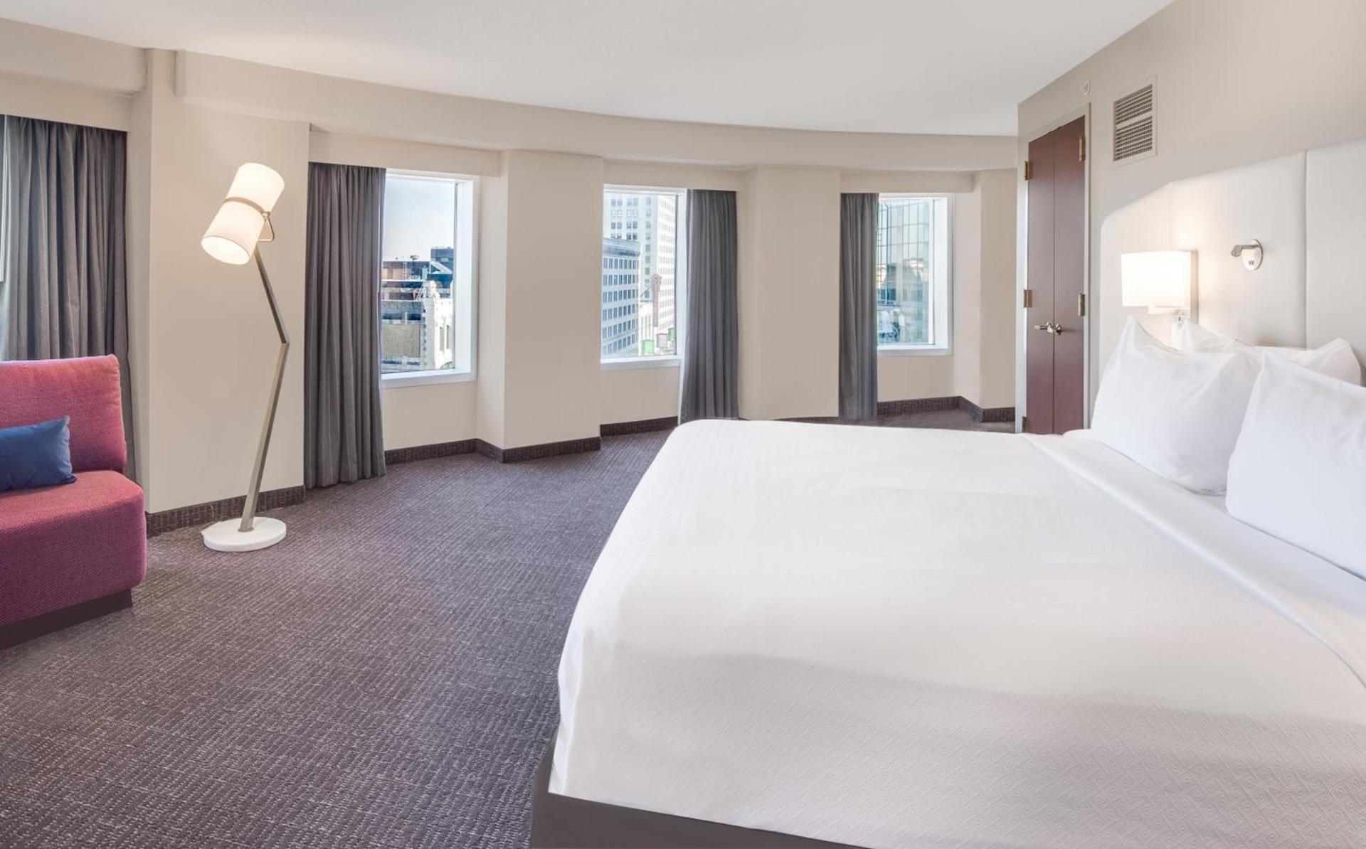 Crowne Plaza Cleveland at Playhouse Square by IHG photo 58