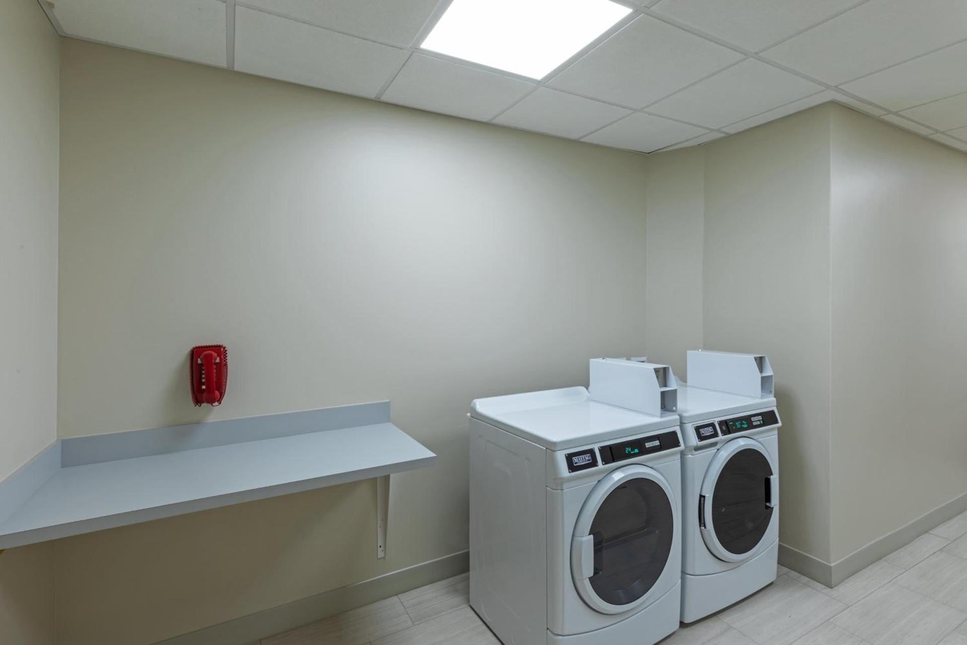 Holiday Inn Express & Suites Purcell by IHG photo 13