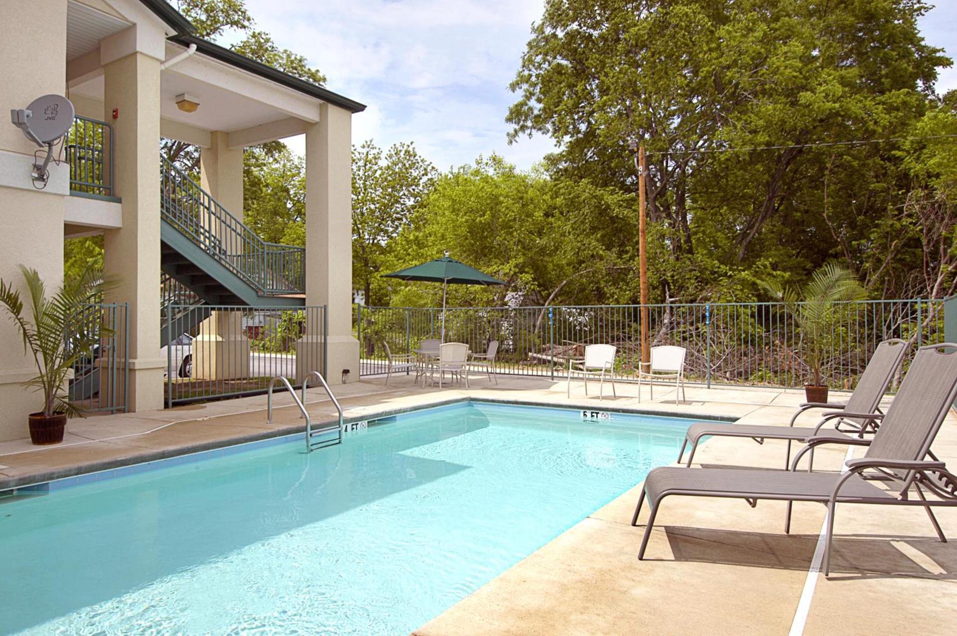Super 8 by Wyndham Ft. Oglethorpe GA/Chatt TN Area photo 16
